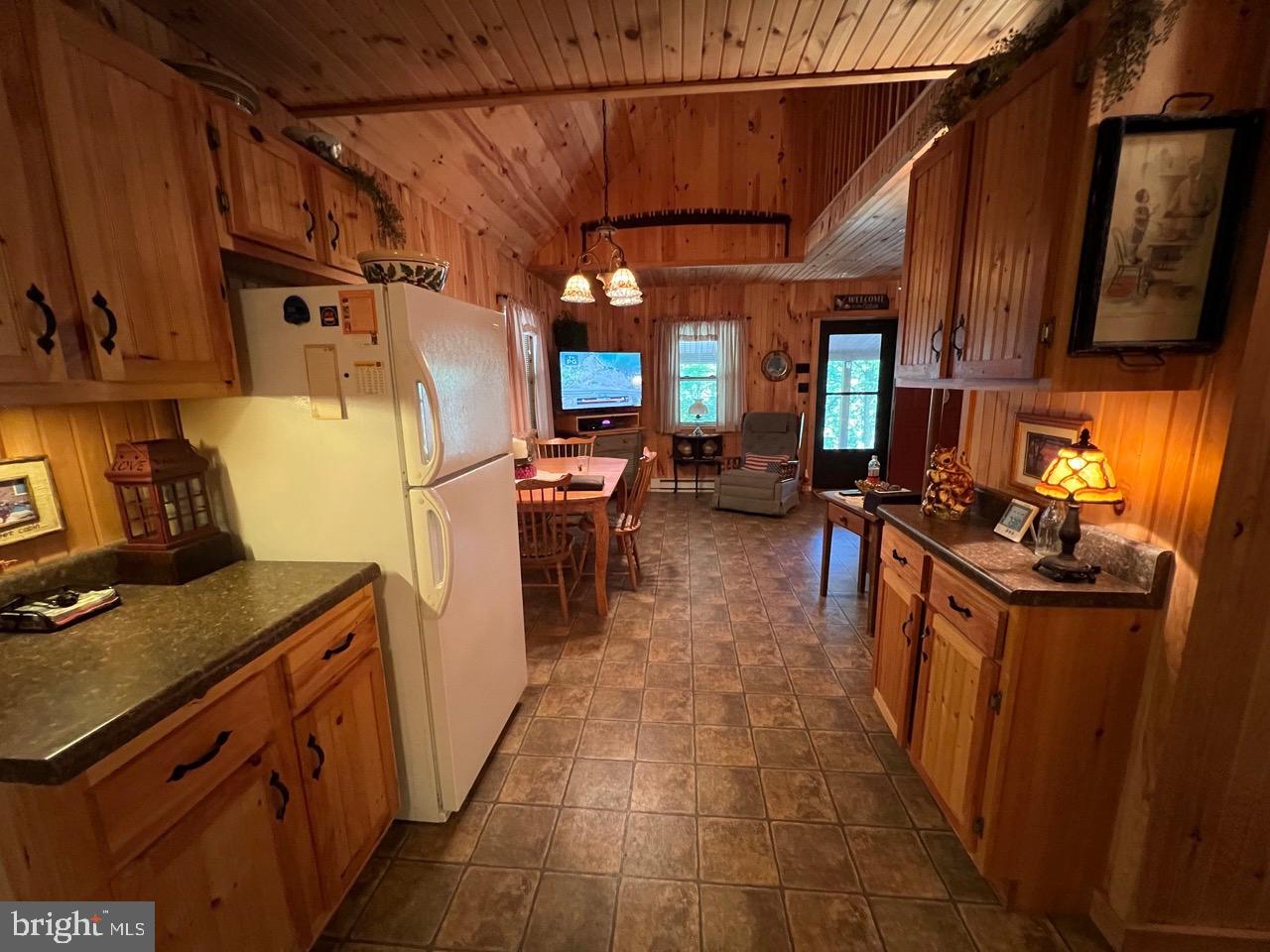 POTOMAC ISLAND RIDGE - Residential