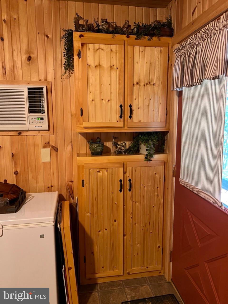 POTOMAC ISLAND RIDGE - Residential