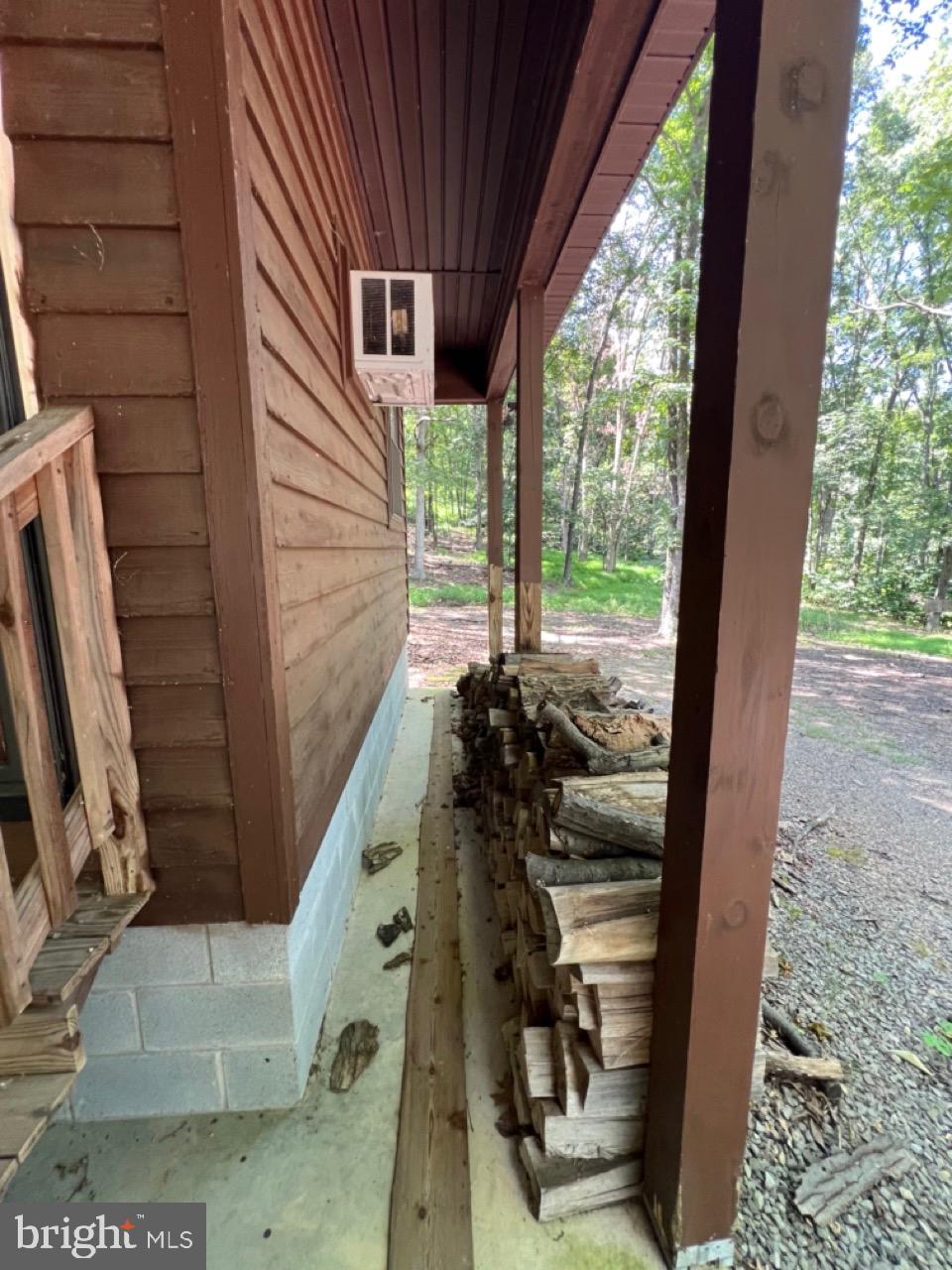 POTOMAC ISLAND RIDGE - Residential