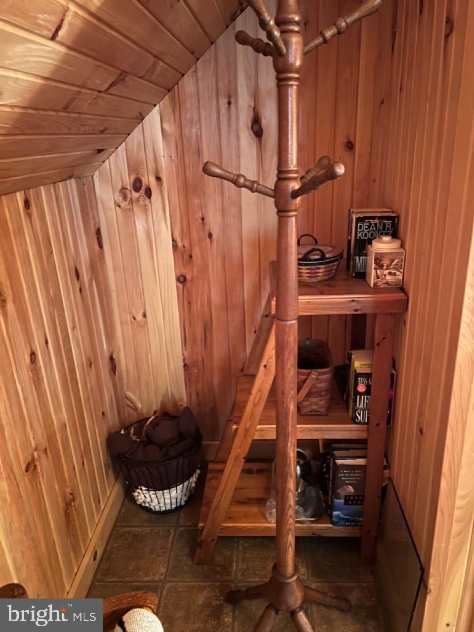 POTOMAC ISLAND RIDGE - Residential