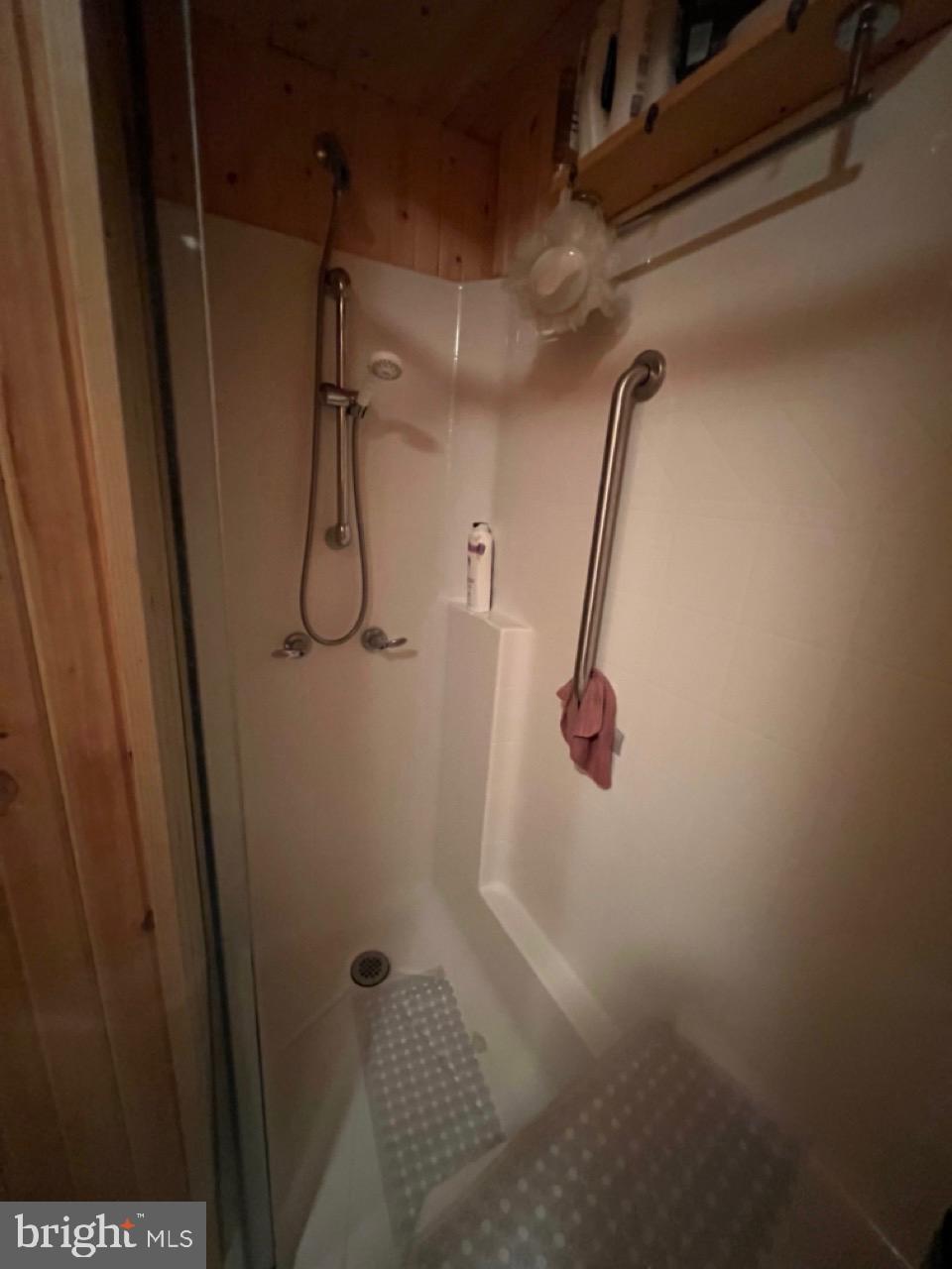 POTOMAC ISLAND RIDGE - Residential