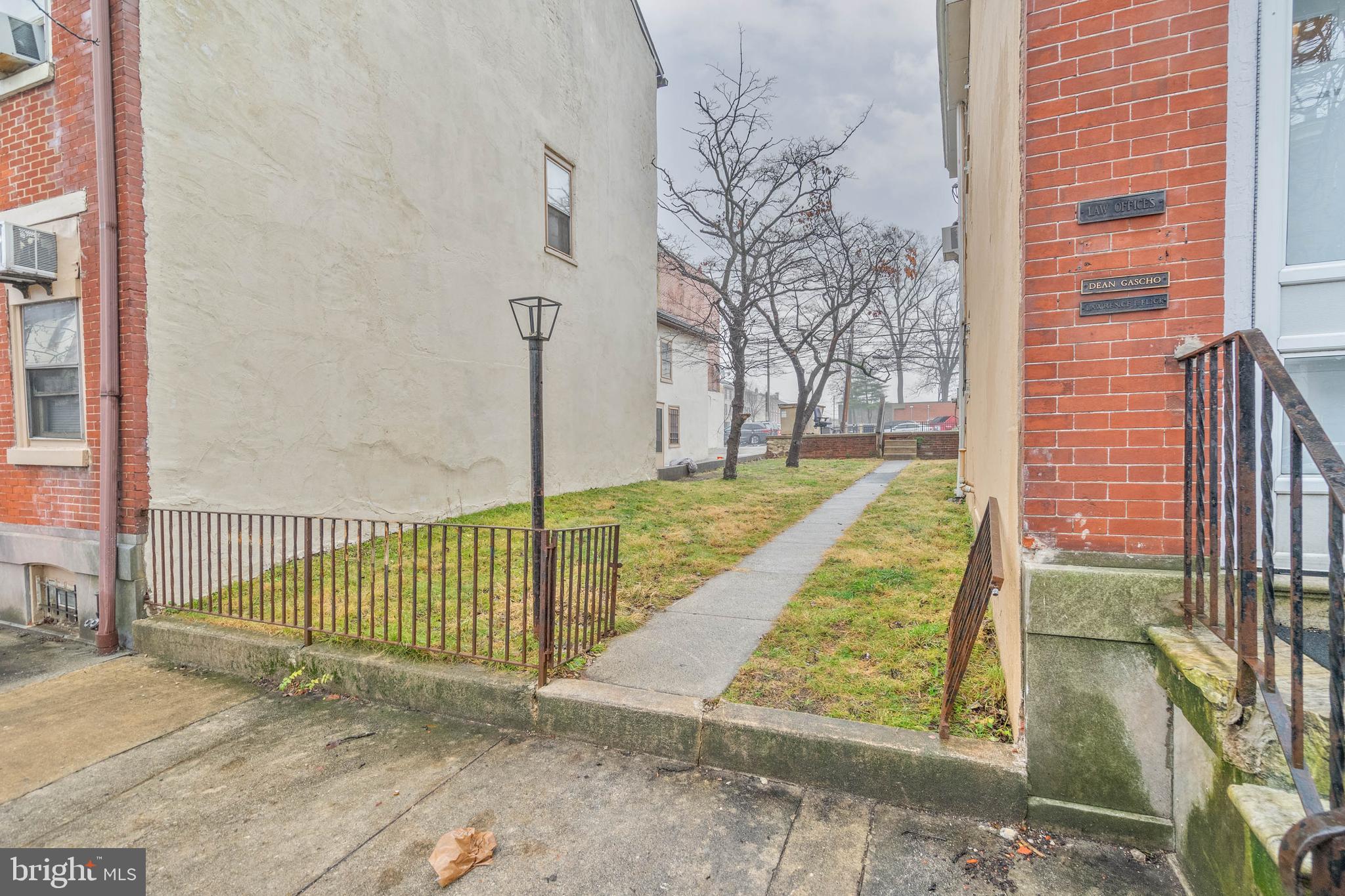 NORRISTOWN - Commercial Sale