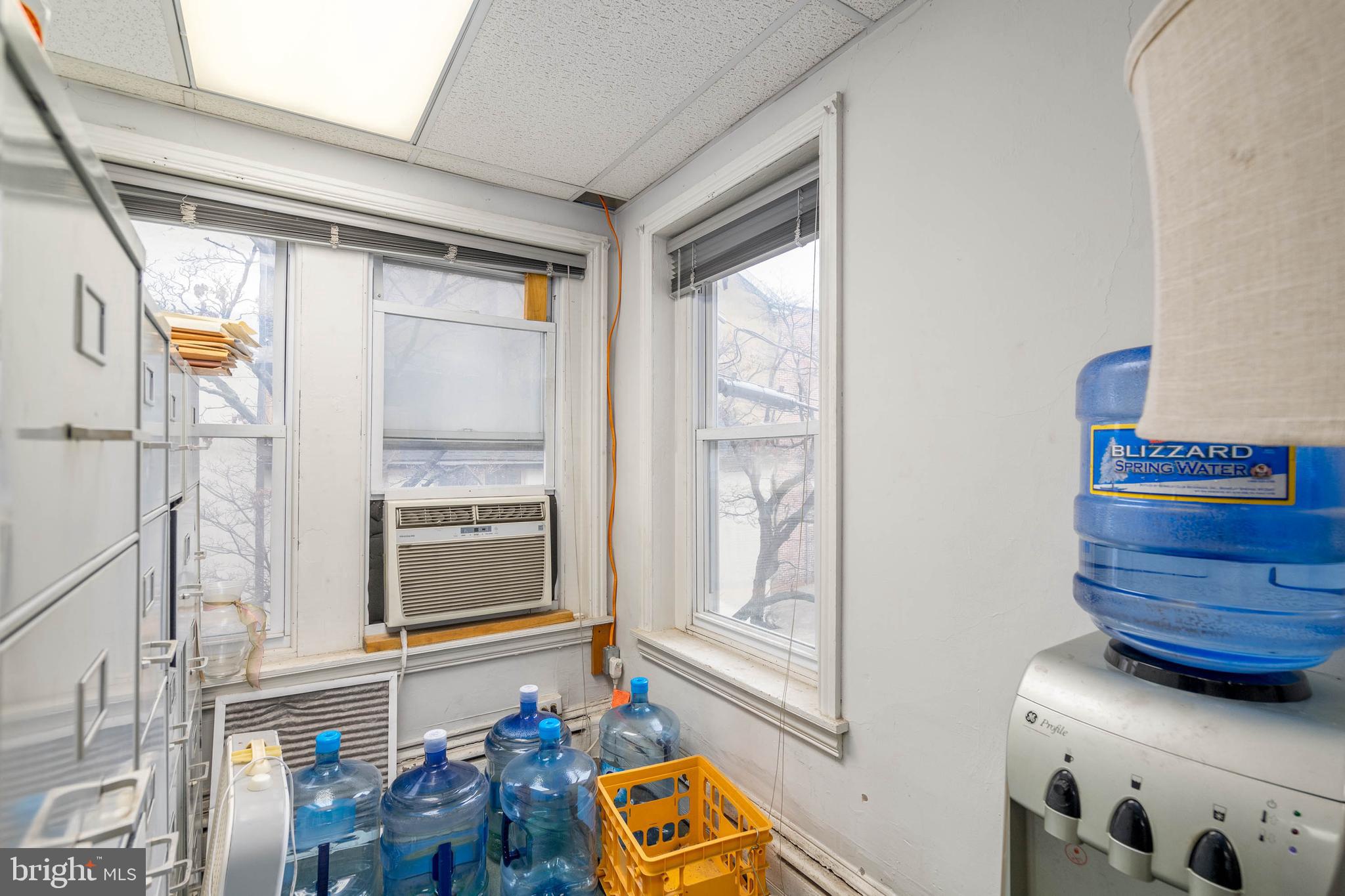 NORRISTOWN - Commercial Sale