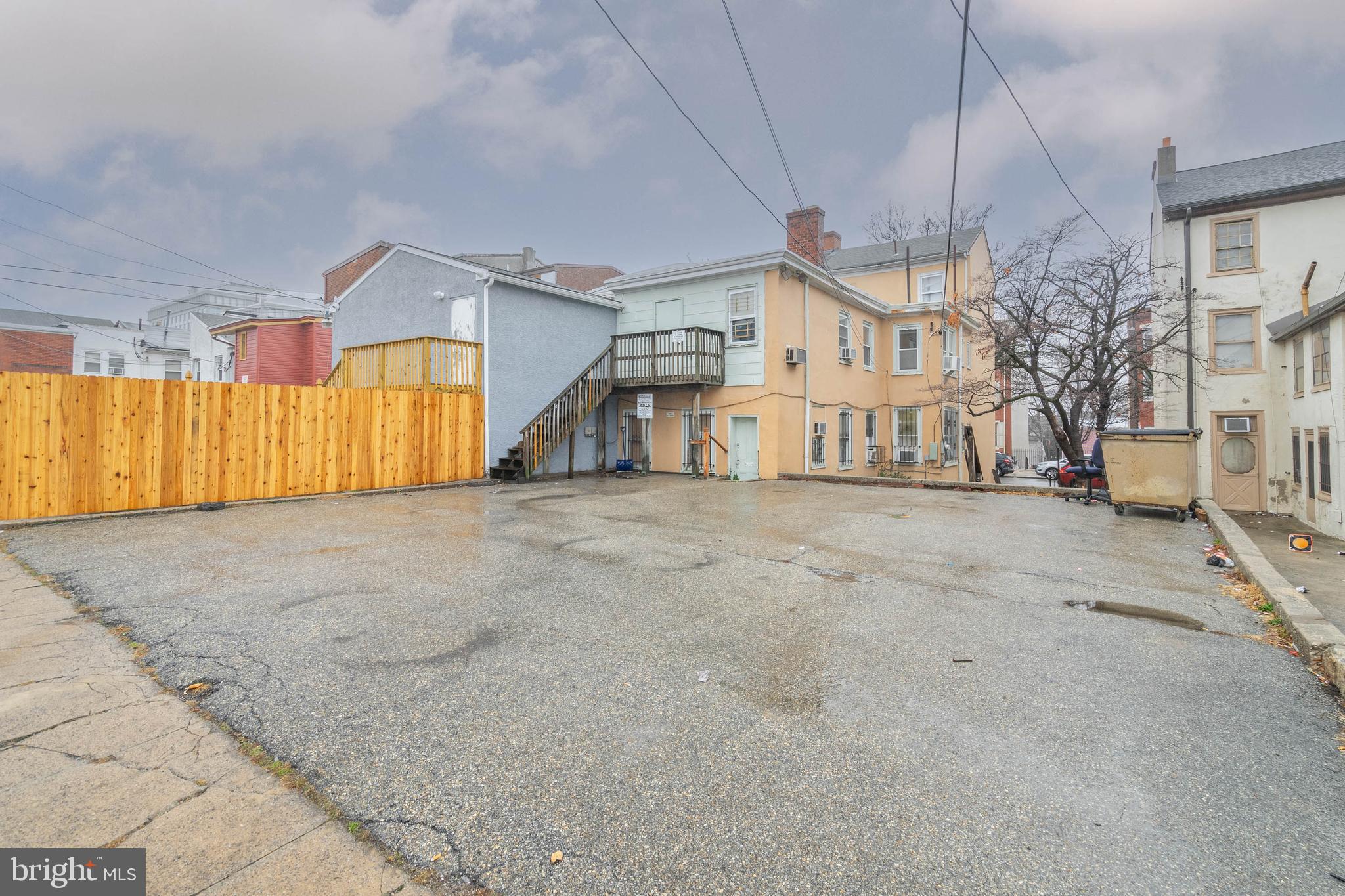 NORRISTOWN - Commercial Sale