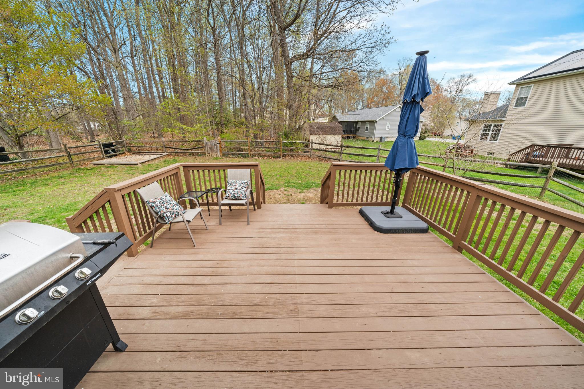 KENSINGTON COURTS - Residential