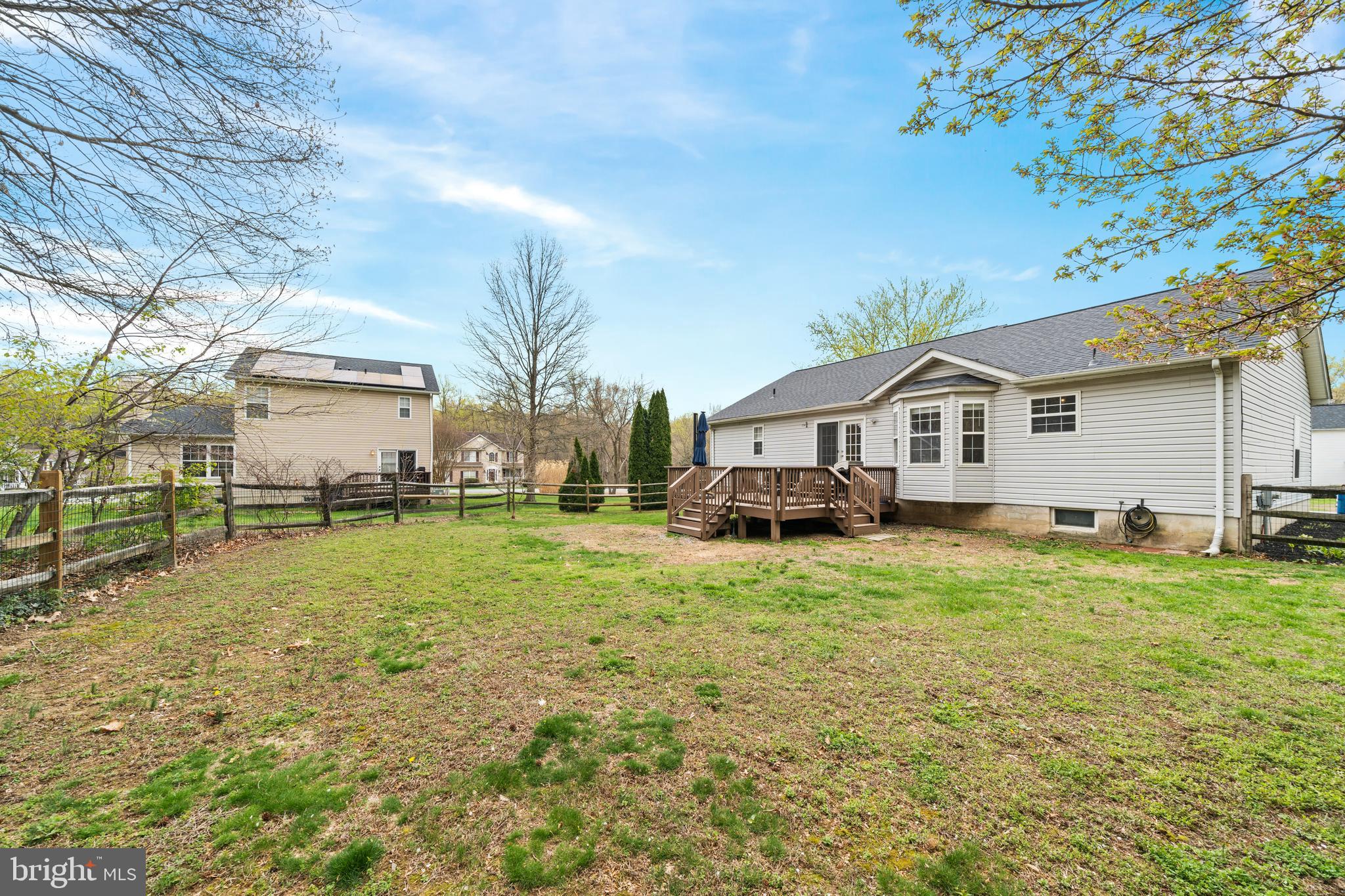 KENSINGTON COURTS - Residential