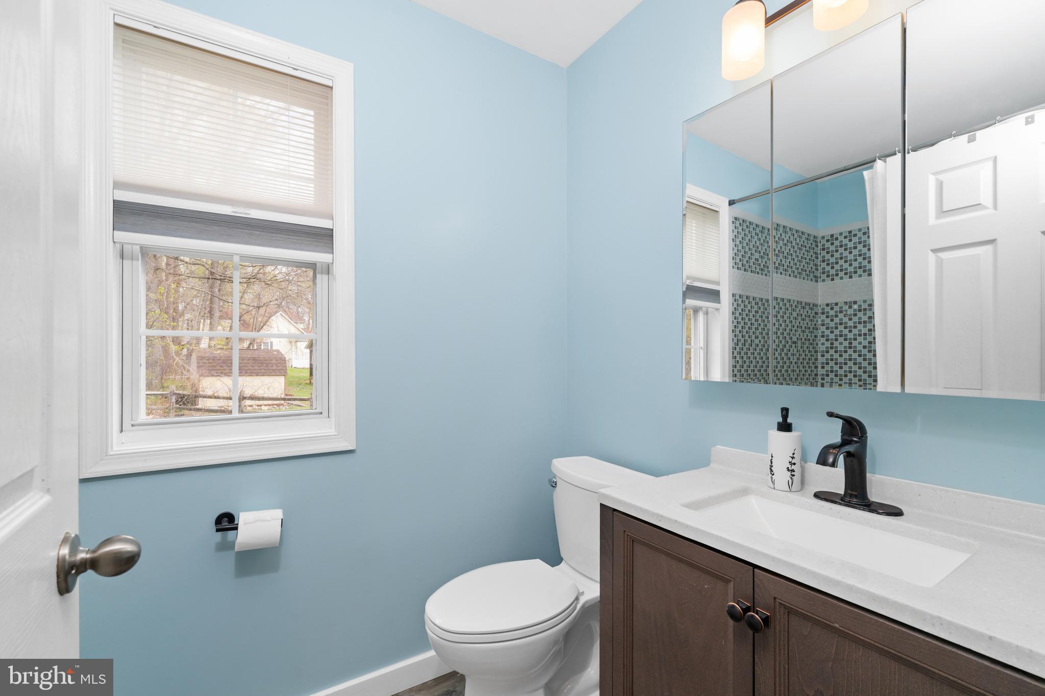 KENSINGTON COURTS - Residential