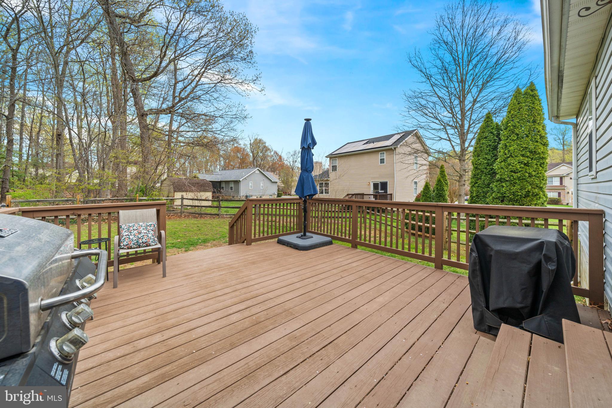 KENSINGTON COURTS - Residential