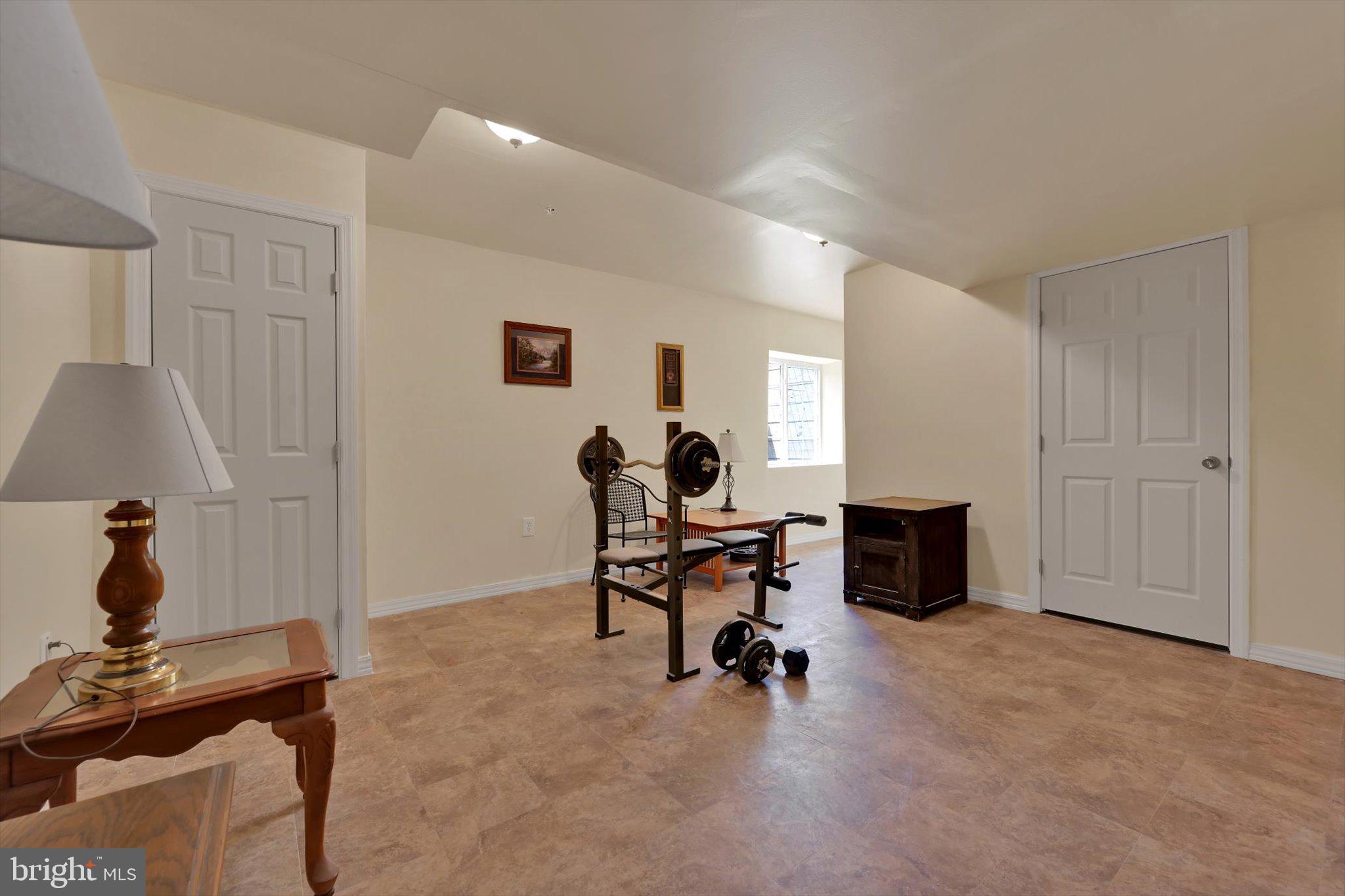 MAYAPPLE WOODS - Residential