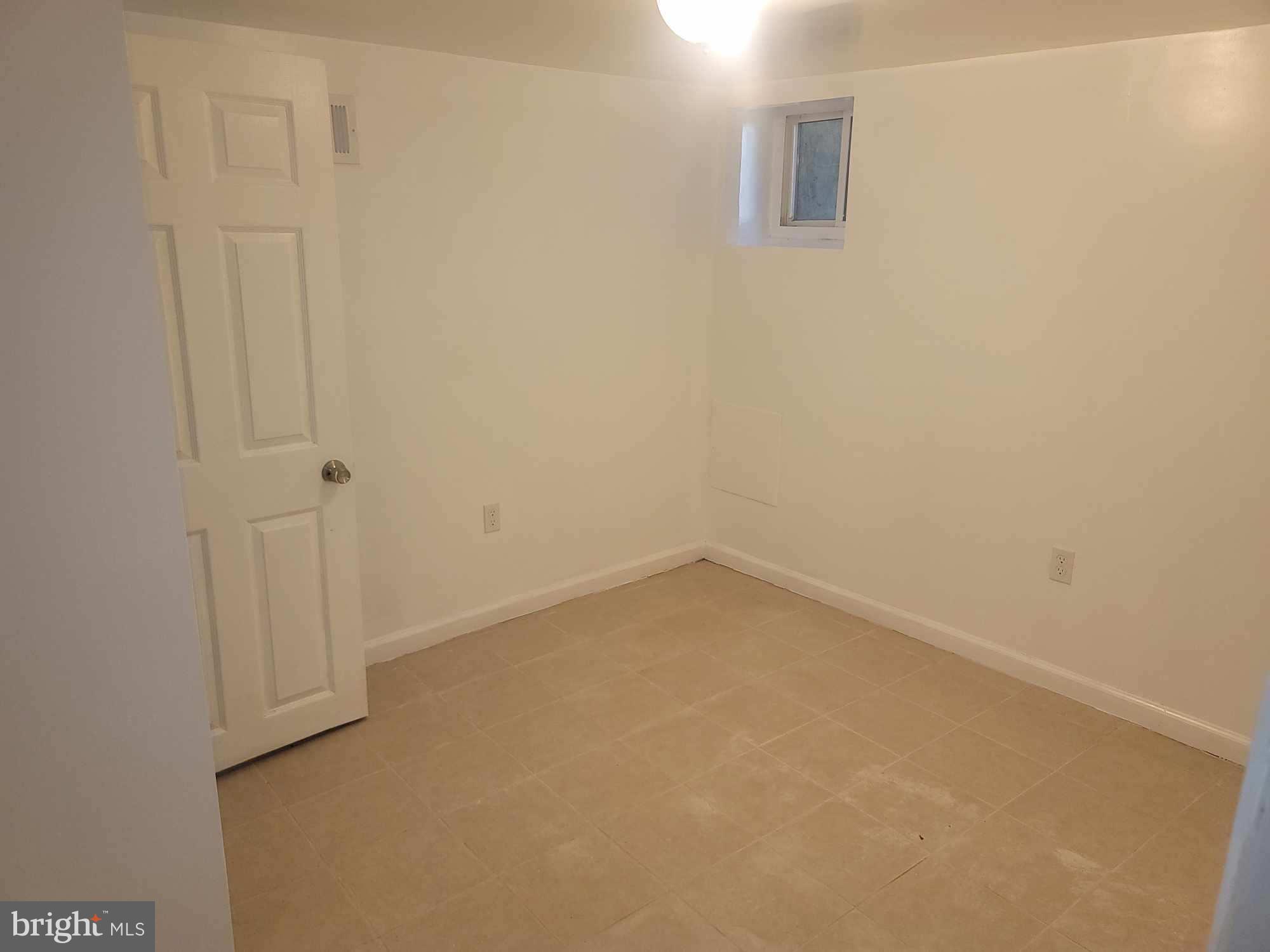 GWYNN OAK - Residential Lease