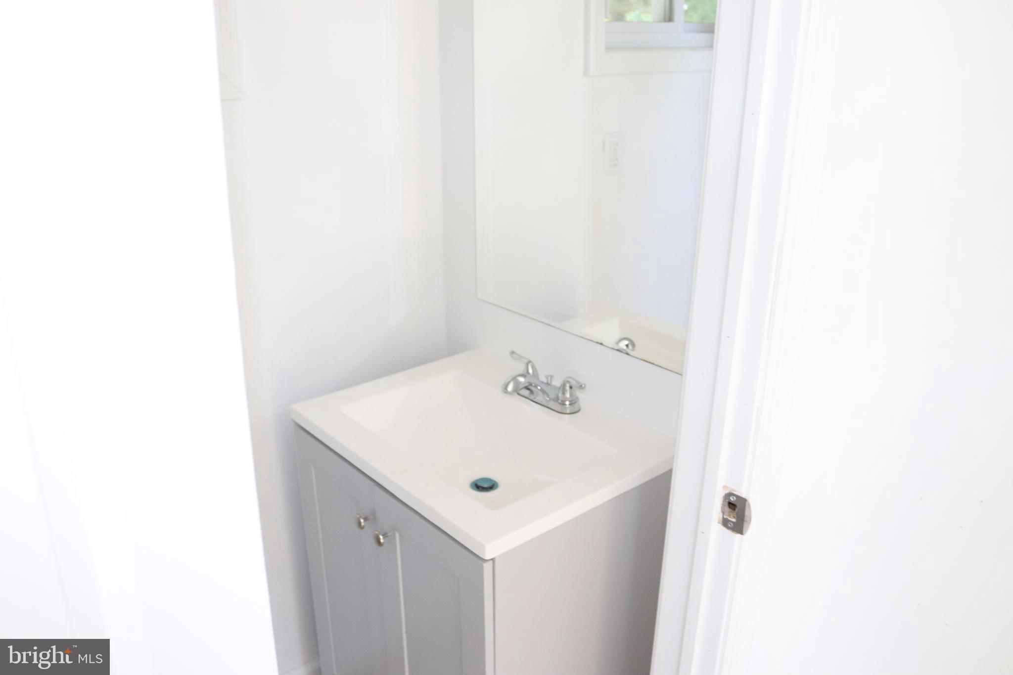 GWYNN OAK - Residential Lease