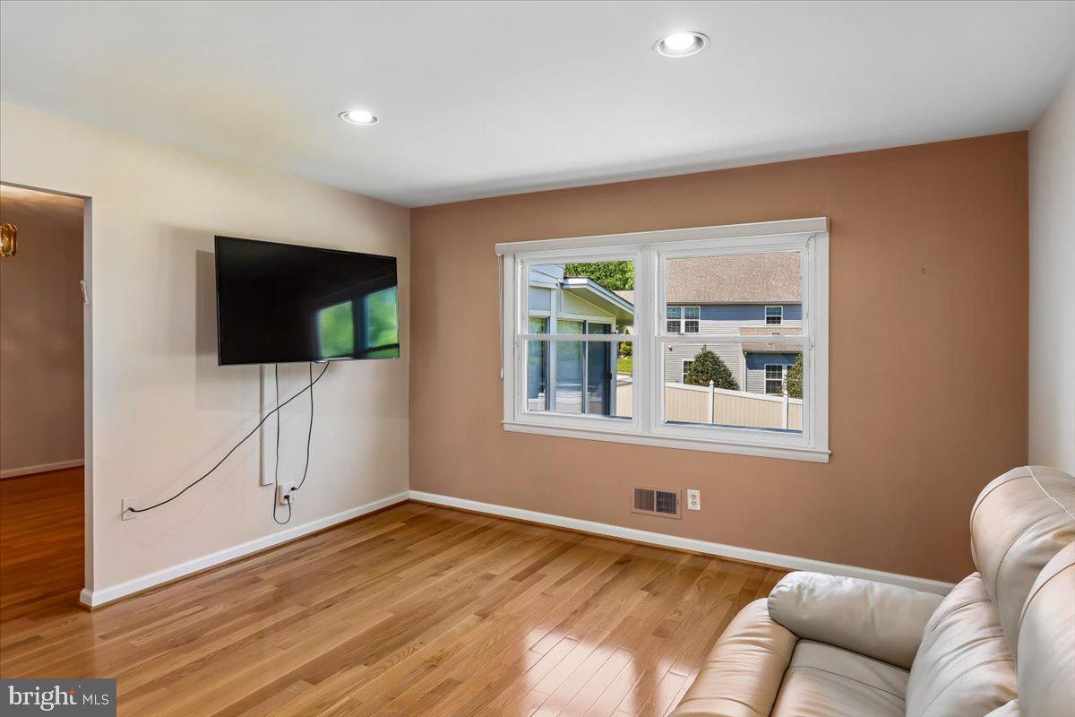HATHAWAY - Residential