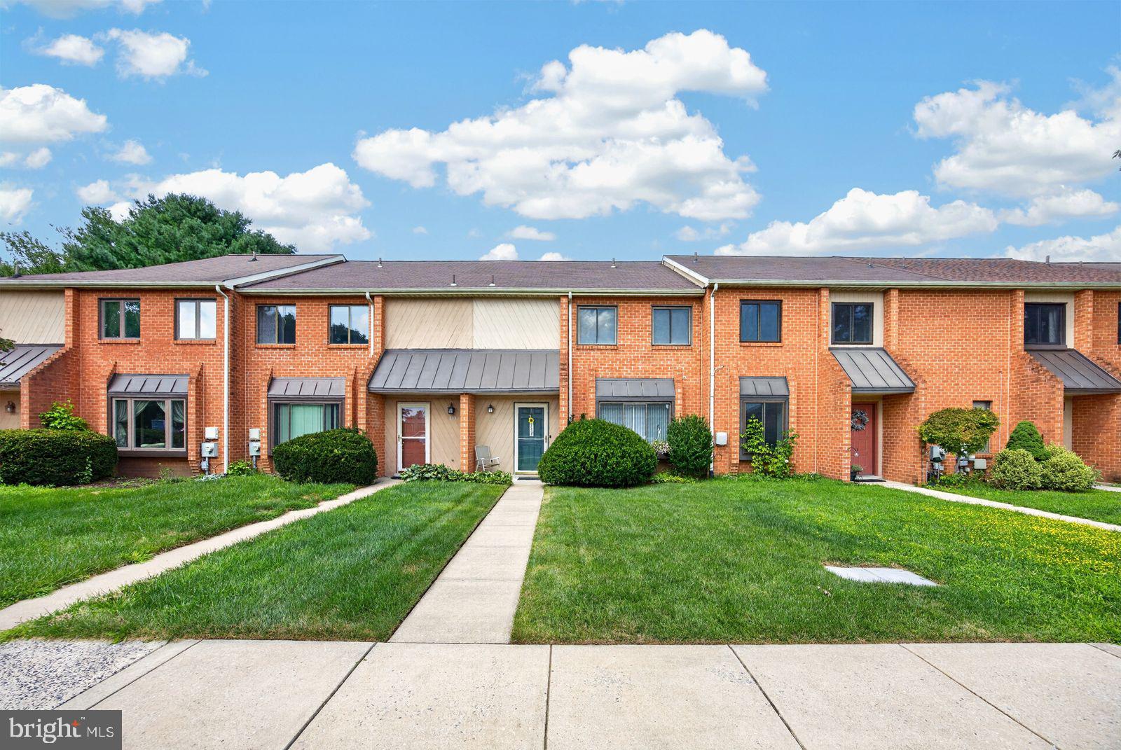 133 CAERNARVON COURT