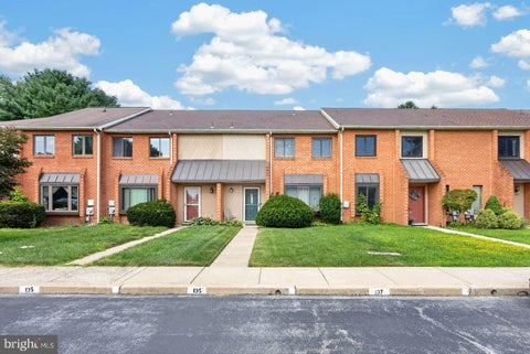 Photo for 133 CAERNARVON COURT