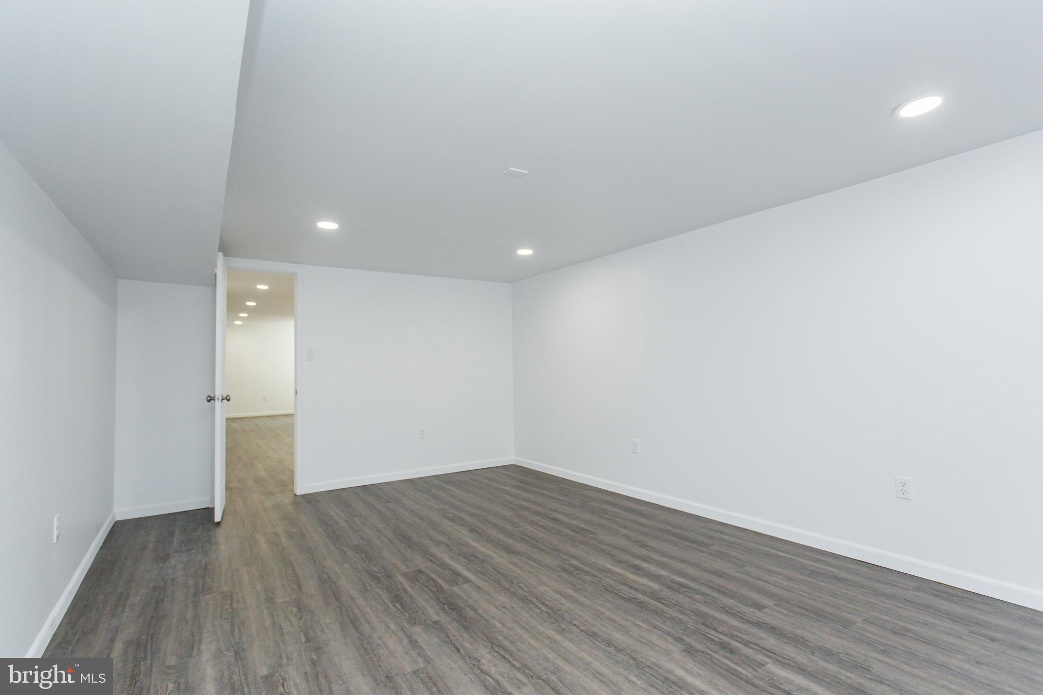 SUMMERWOOD - Residential