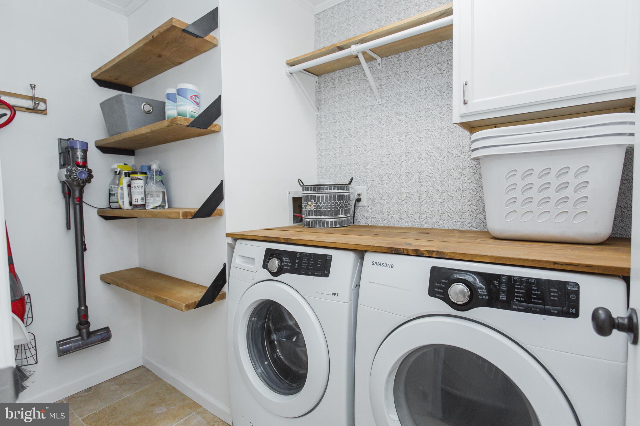 SUMMERWOOD - Residential