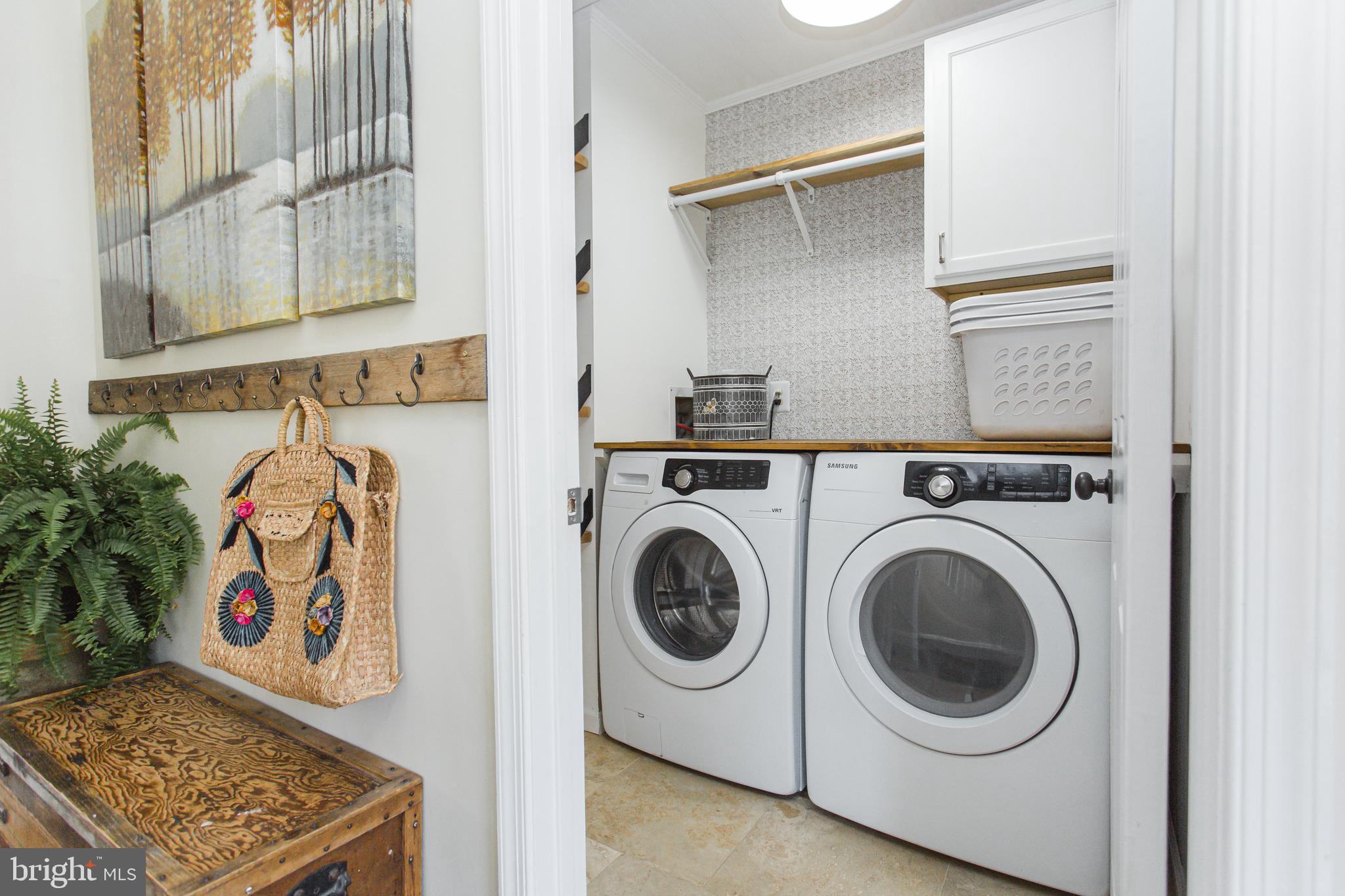 SUMMERWOOD - Residential