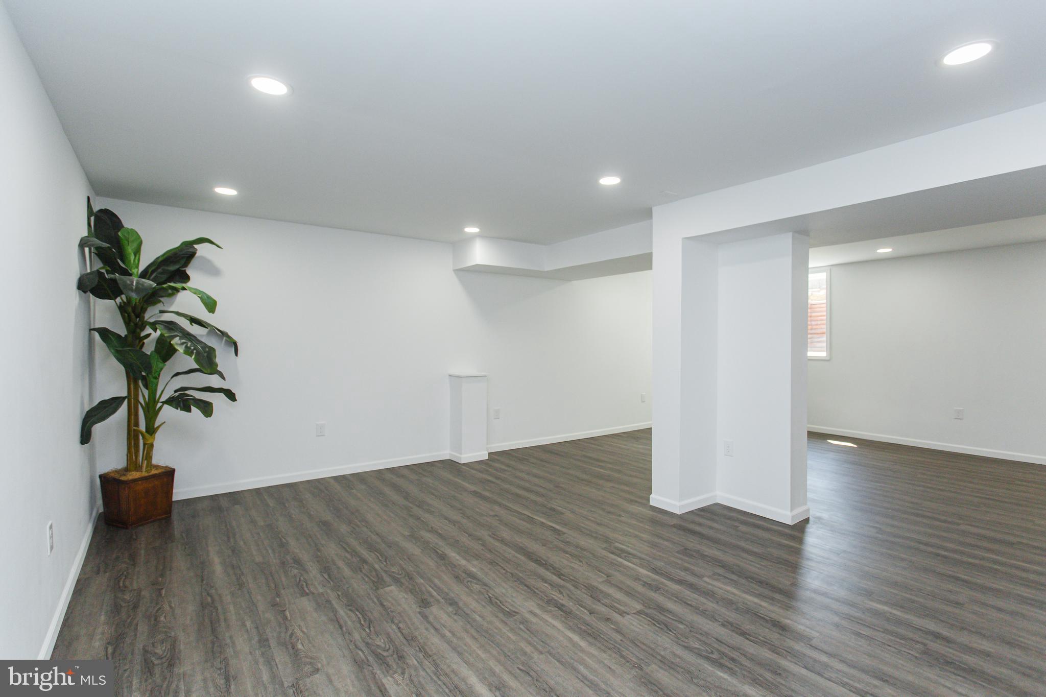 SUMMERWOOD - Residential