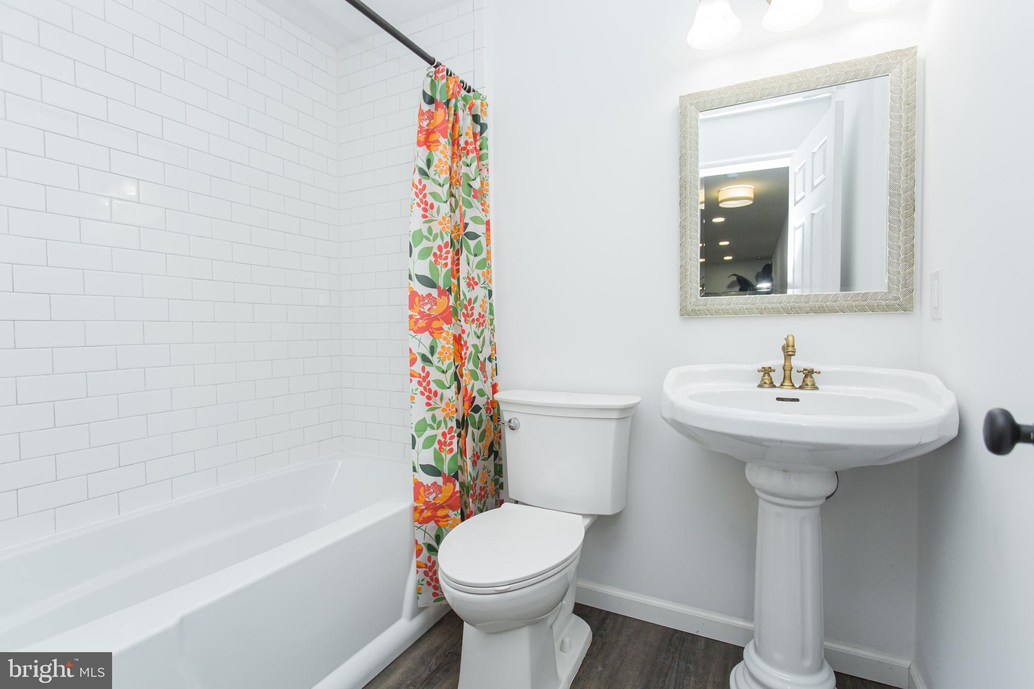 SUMMERWOOD - Residential