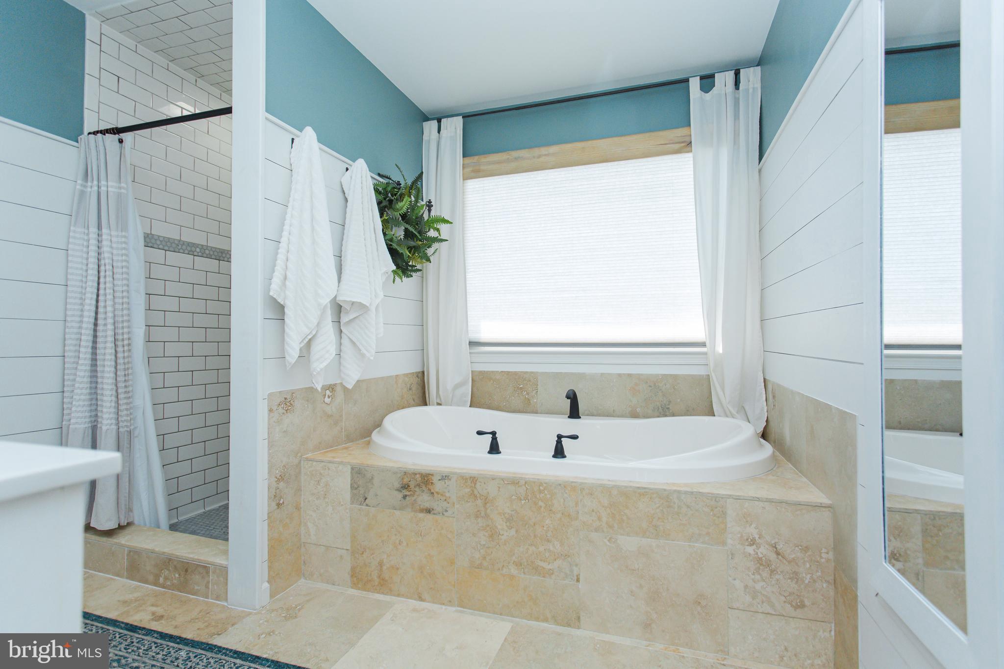 SUMMERWOOD - Residential