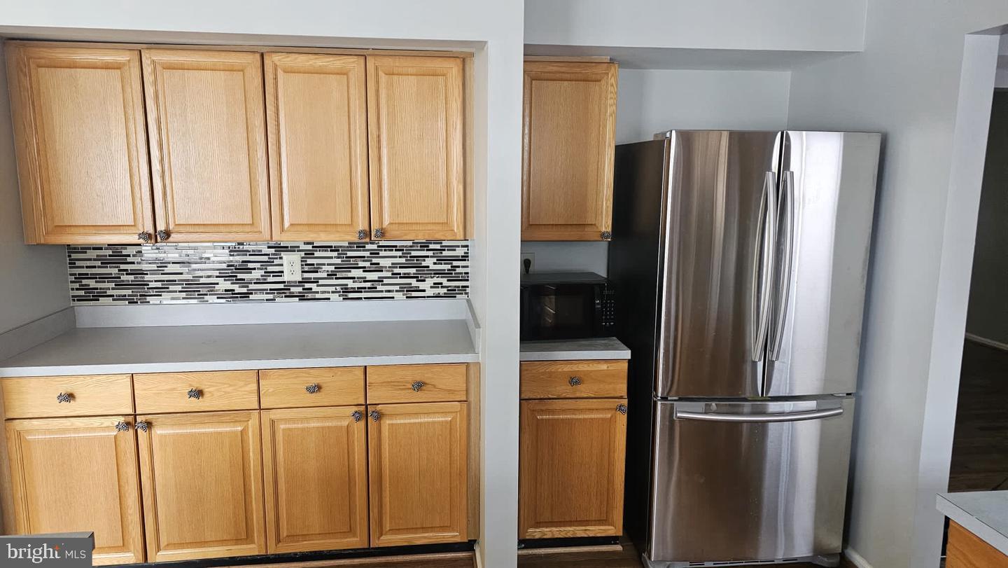 CROFTON VILLAGE - Residential Lease