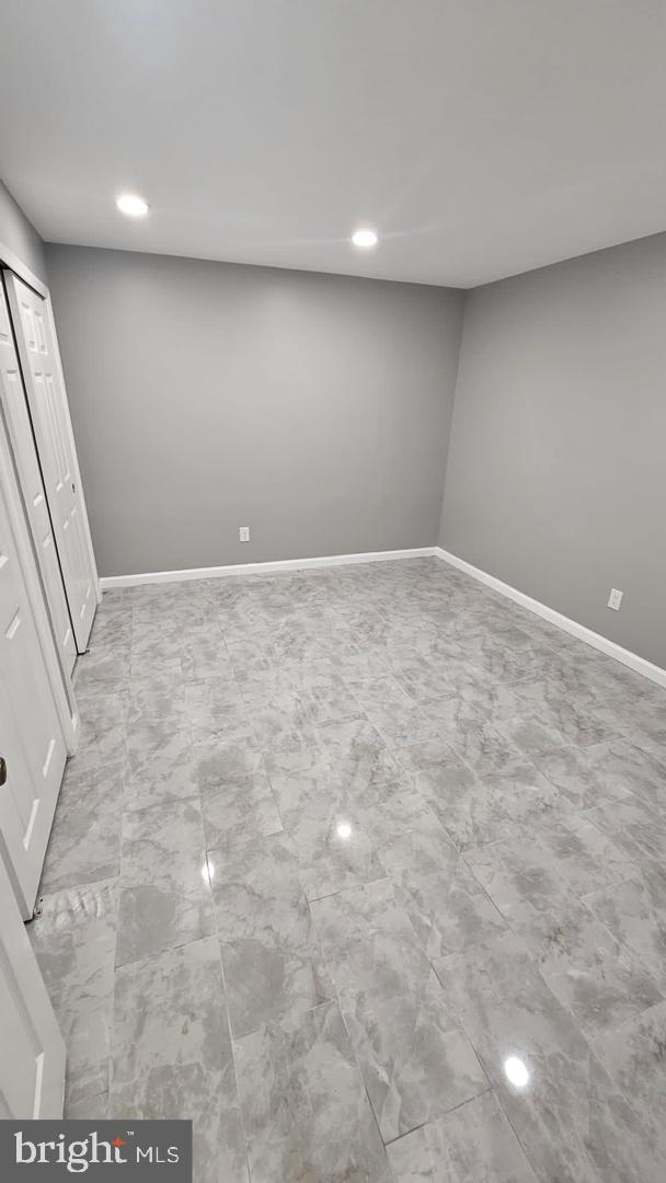 CROFTON VILLAGE - Residential Lease