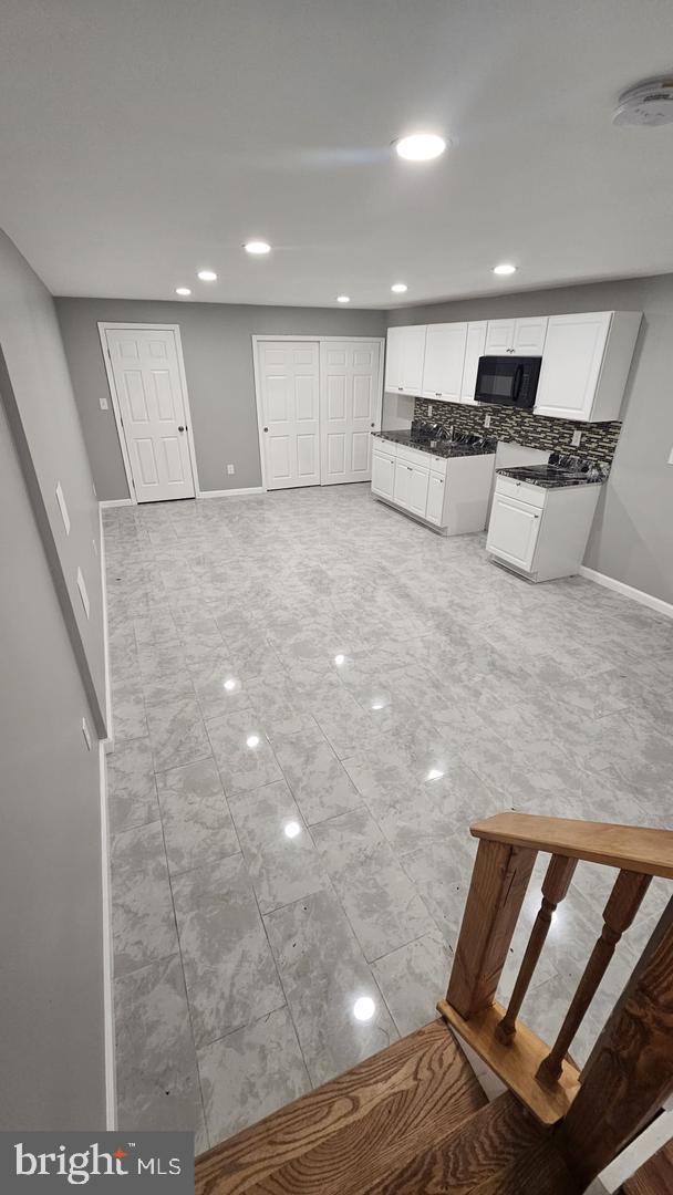 CROFTON VILLAGE - Residential Lease