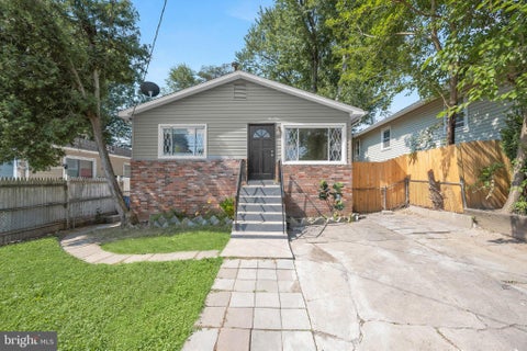 Photo of 4705 Lincoln Avenue, BELTSVILLE, MD 20705 (MLS # MDPG2206944)