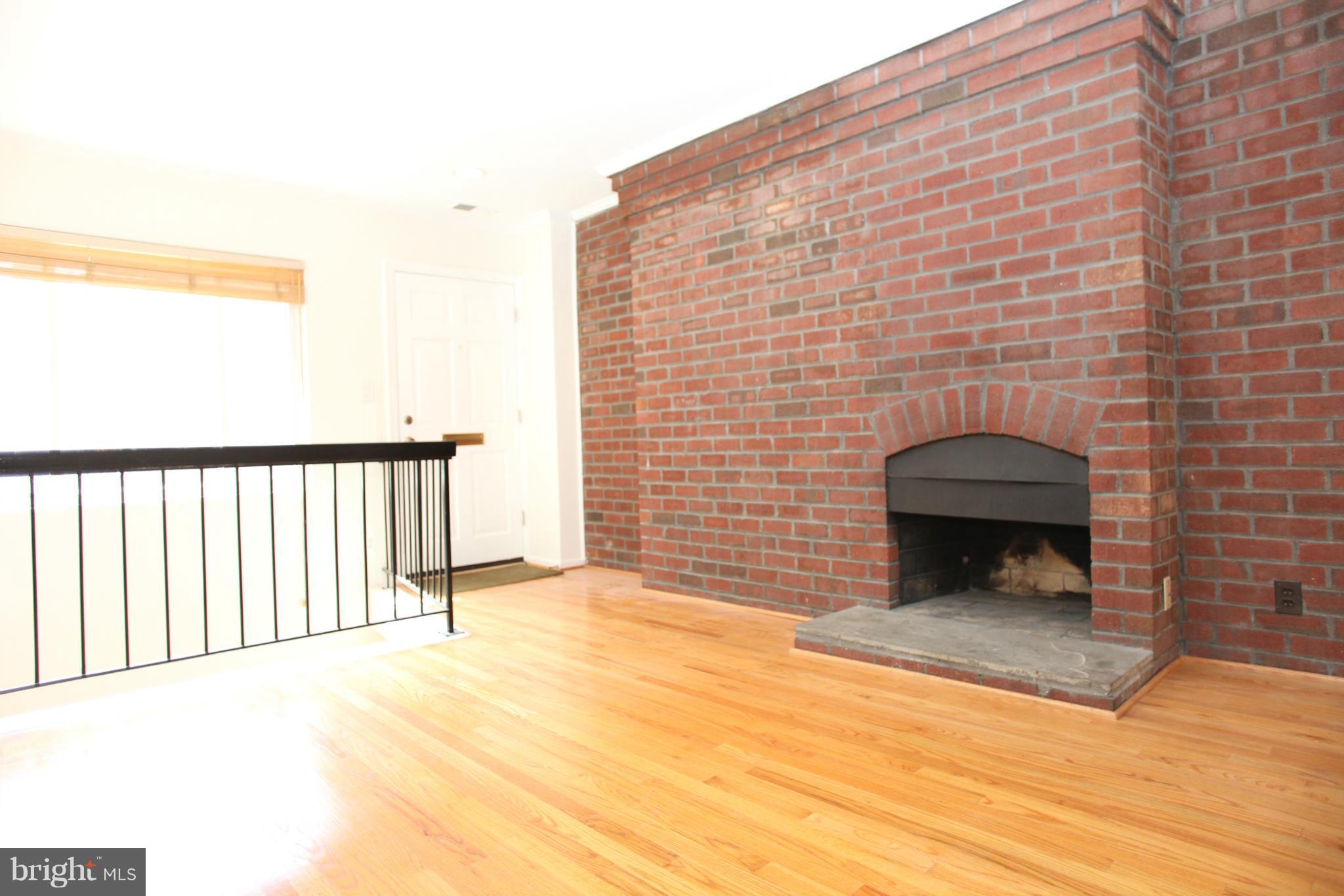 1089 PAPER MILL COURT NW 1089