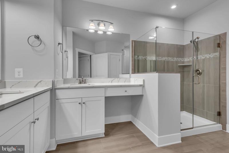 FOUR SEASONS AT KENT ISLAND - Residential