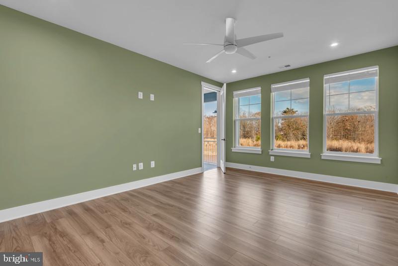 FOUR SEASONS AT KENT ISLAND - Residential