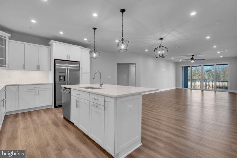 FOUR SEASONS AT KENT ISLAND - Residential