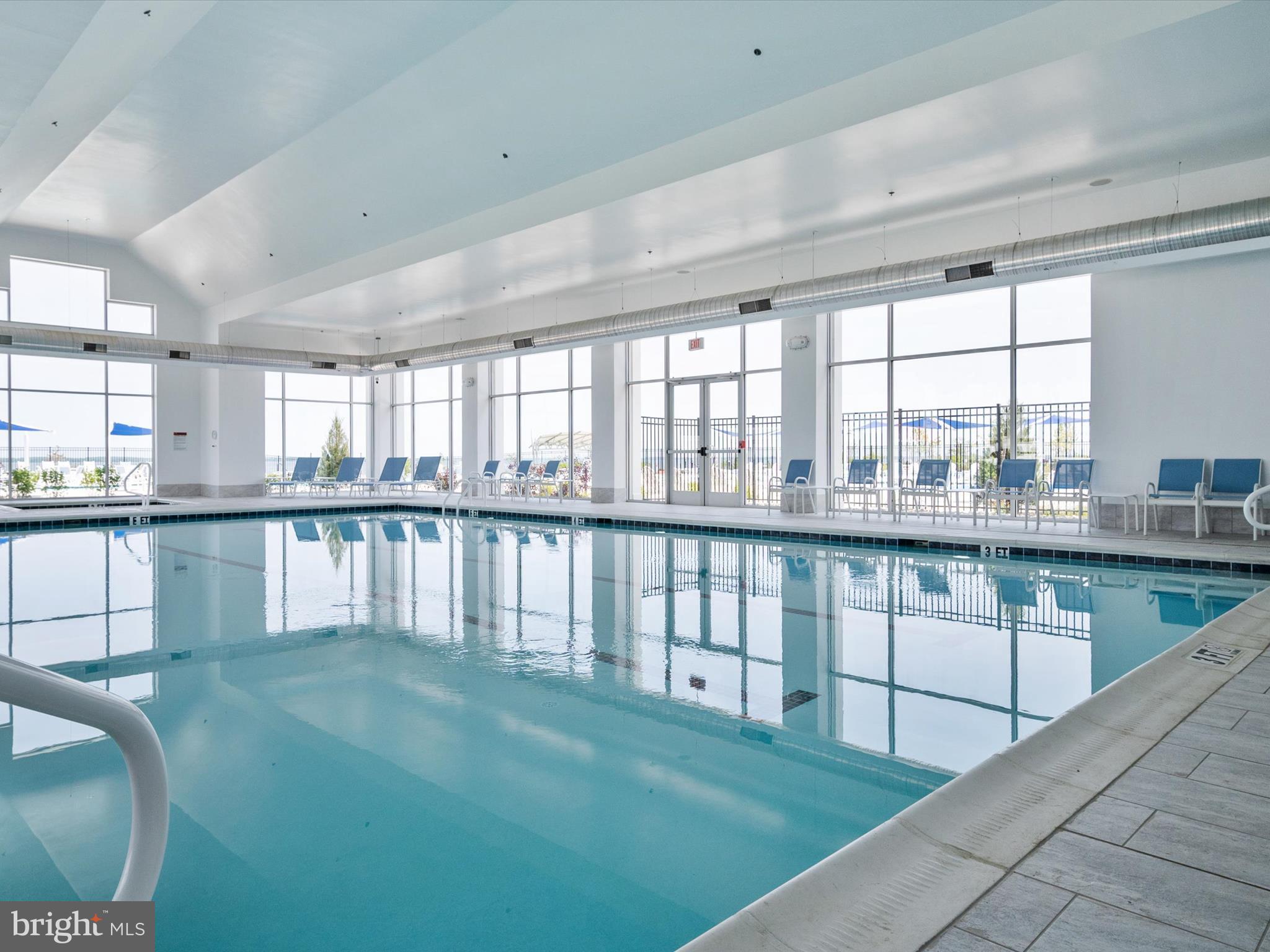 FOUR SEASONS AT KENT ISLAND - Residential