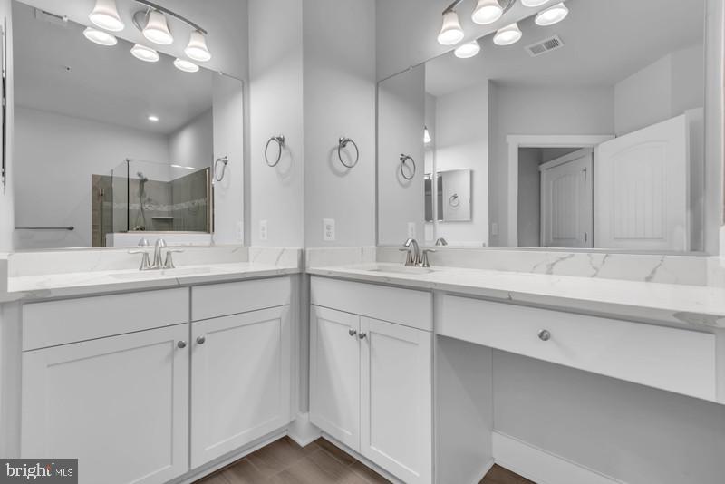 FOUR SEASONS AT KENT ISLAND - Residential