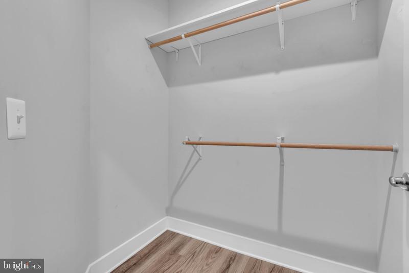 FOUR SEASONS AT KENT ISLAND - Residential