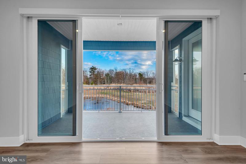 FOUR SEASONS AT KENT ISLAND - Residential