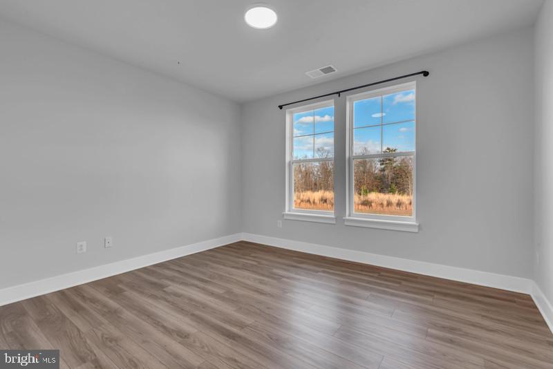 FOUR SEASONS AT KENT ISLAND - Residential