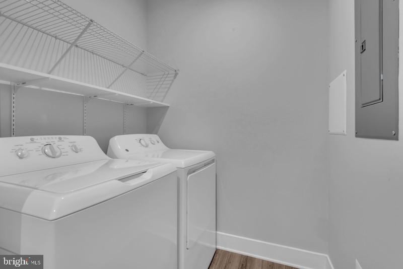 FOUR SEASONS AT KENT ISLAND - Residential