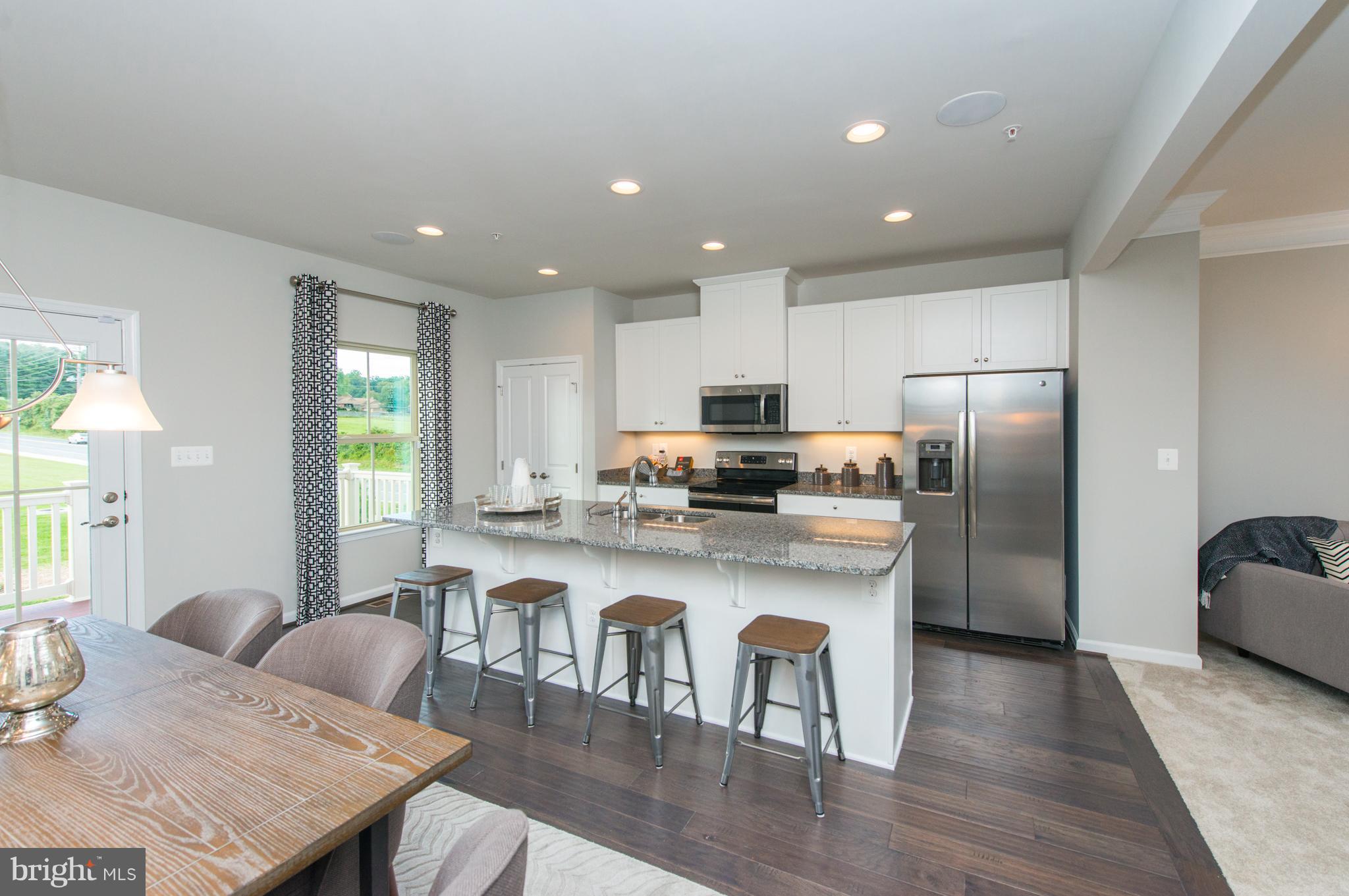 THE TOWNES AT BYNUM RUN - Residential