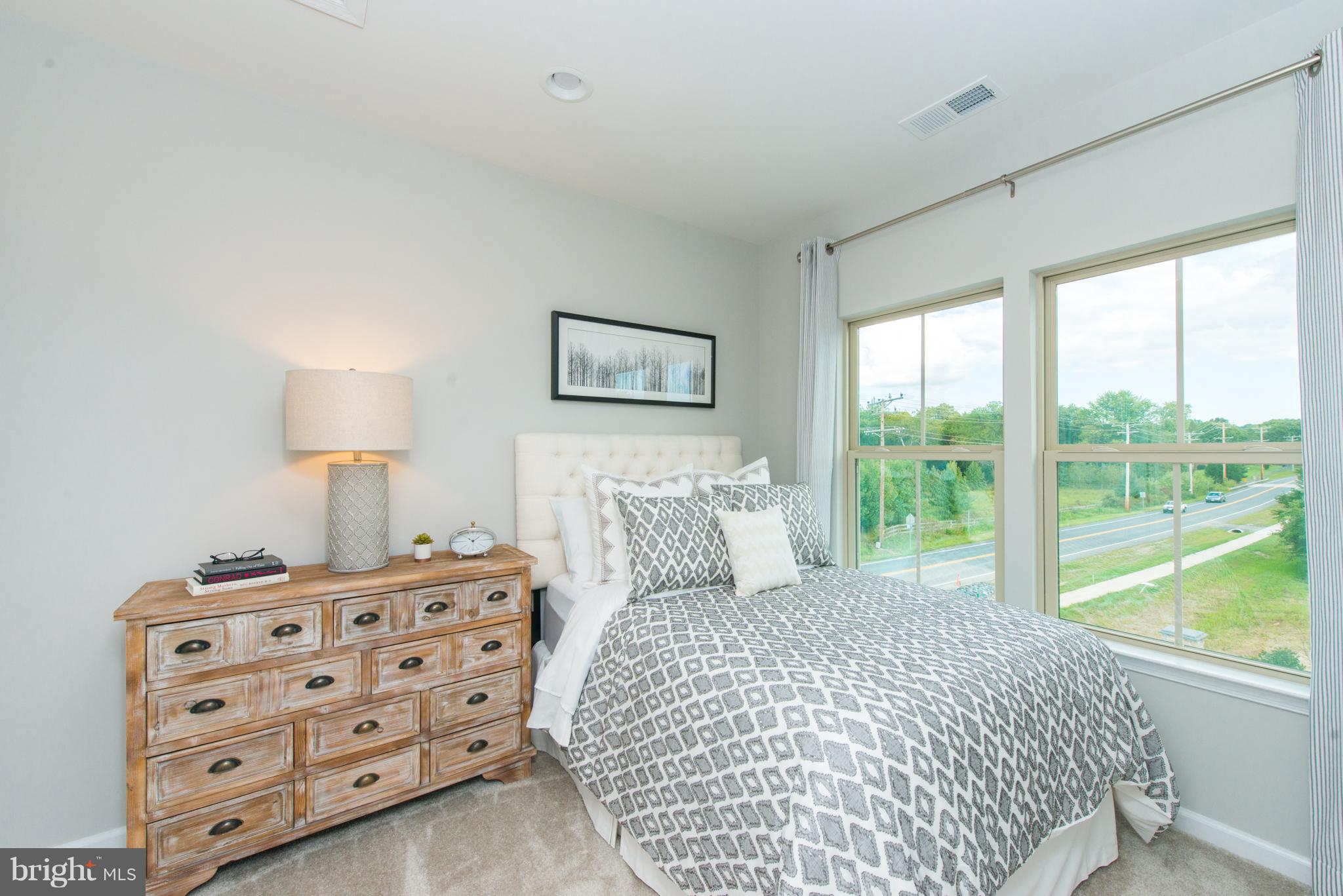 THE TOWNES AT BYNUM RUN - Residential