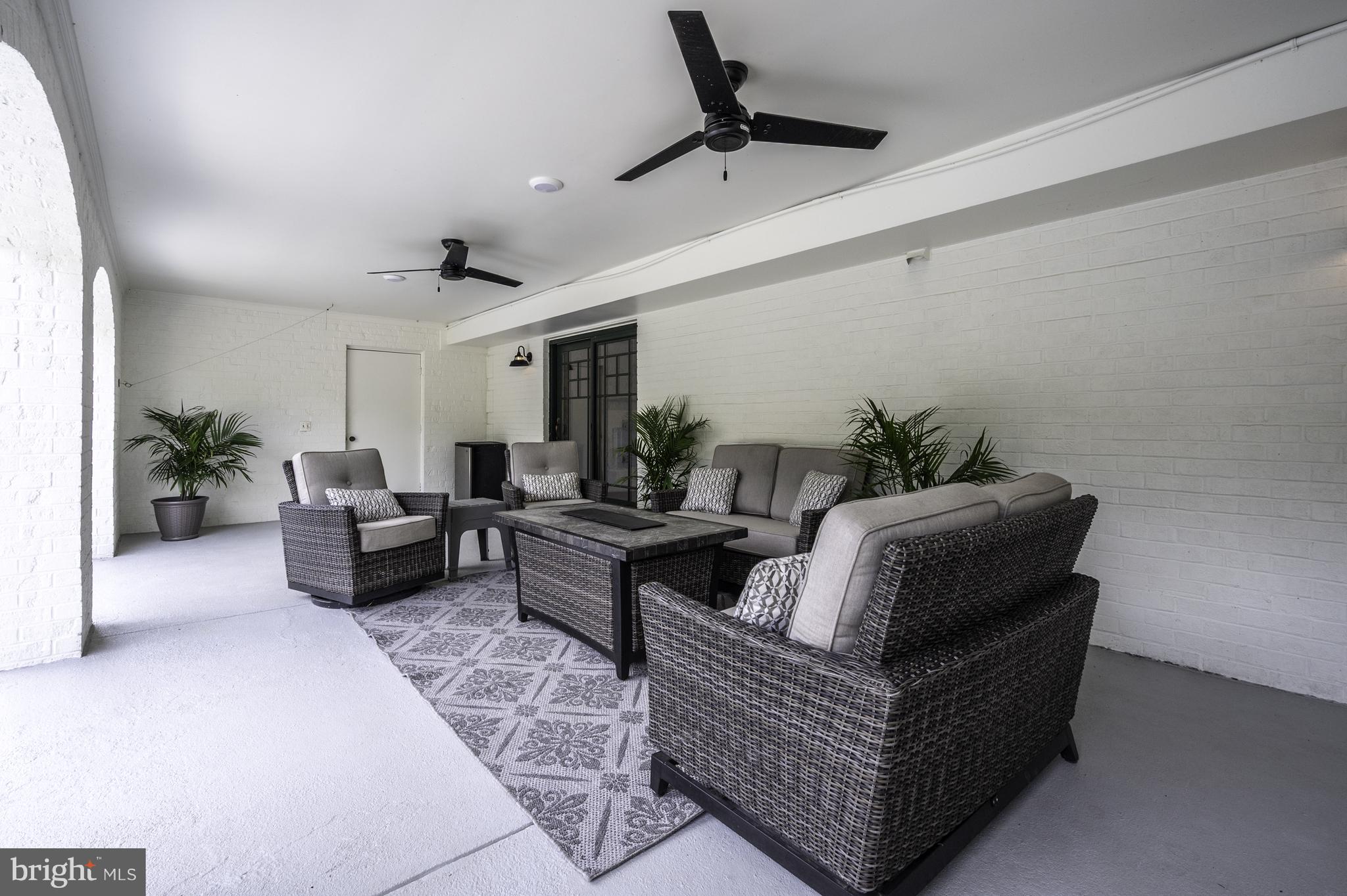 SPRINGDALE ESTATES - Residential