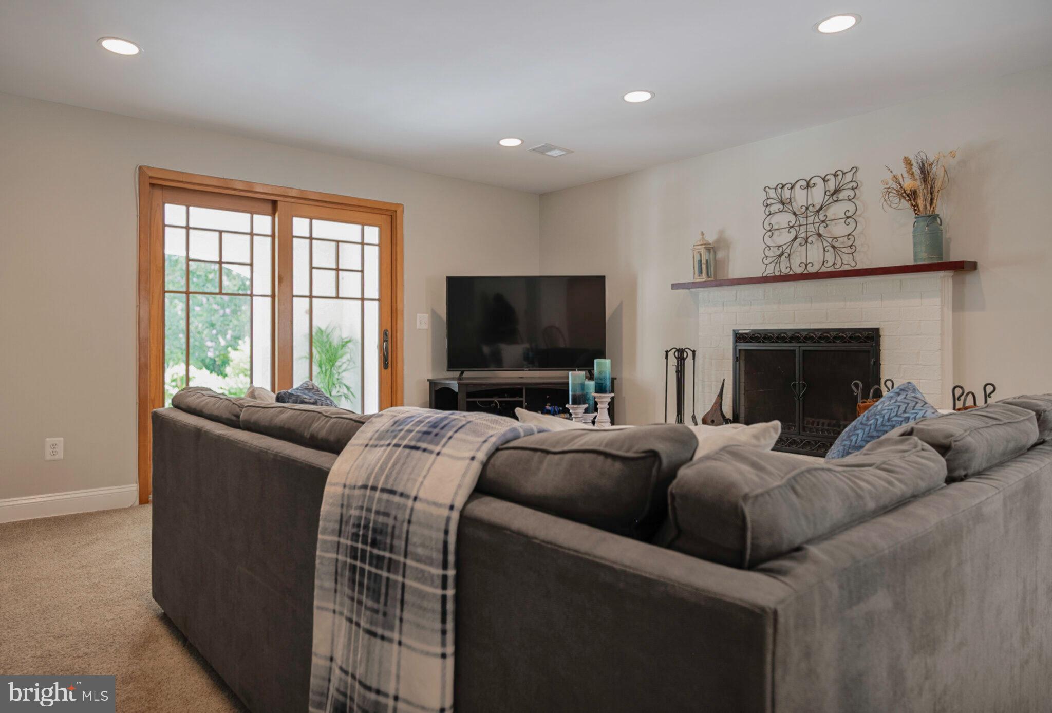 SPRINGDALE ESTATES - Residential