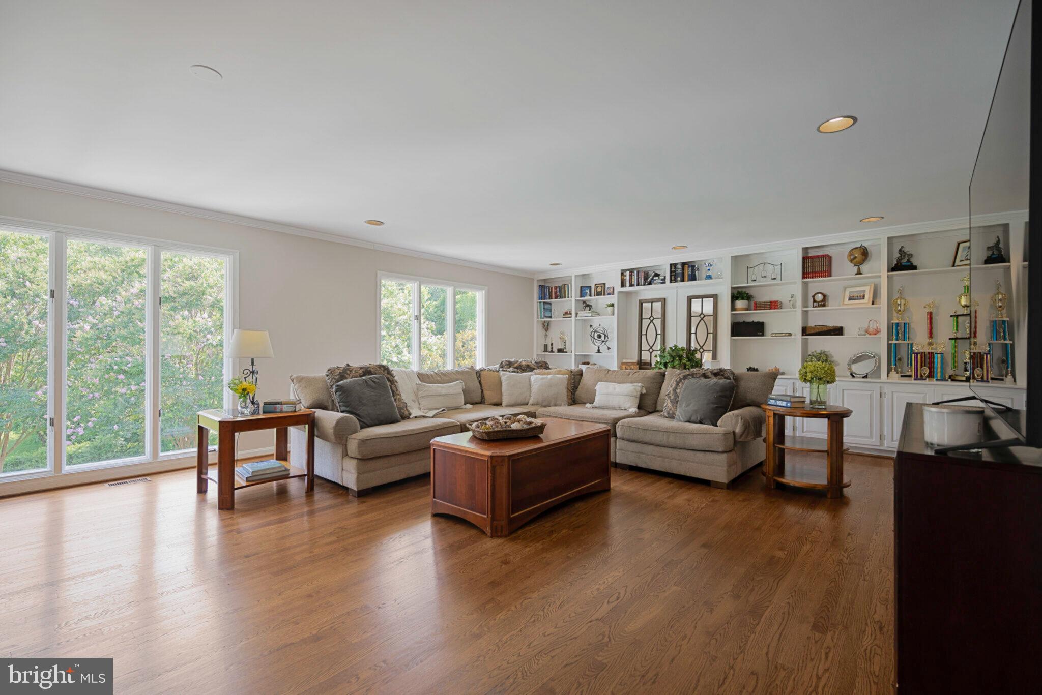 SPRINGDALE ESTATES - Residential