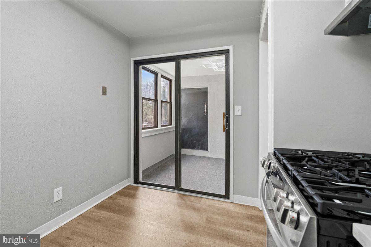 VOM VILLAGE CENTER - Residential