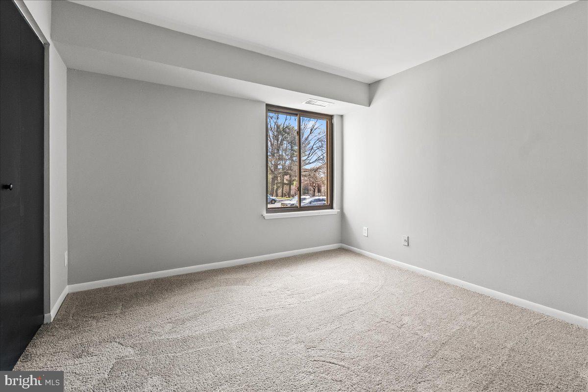 VOM VILLAGE CENTER - Residential