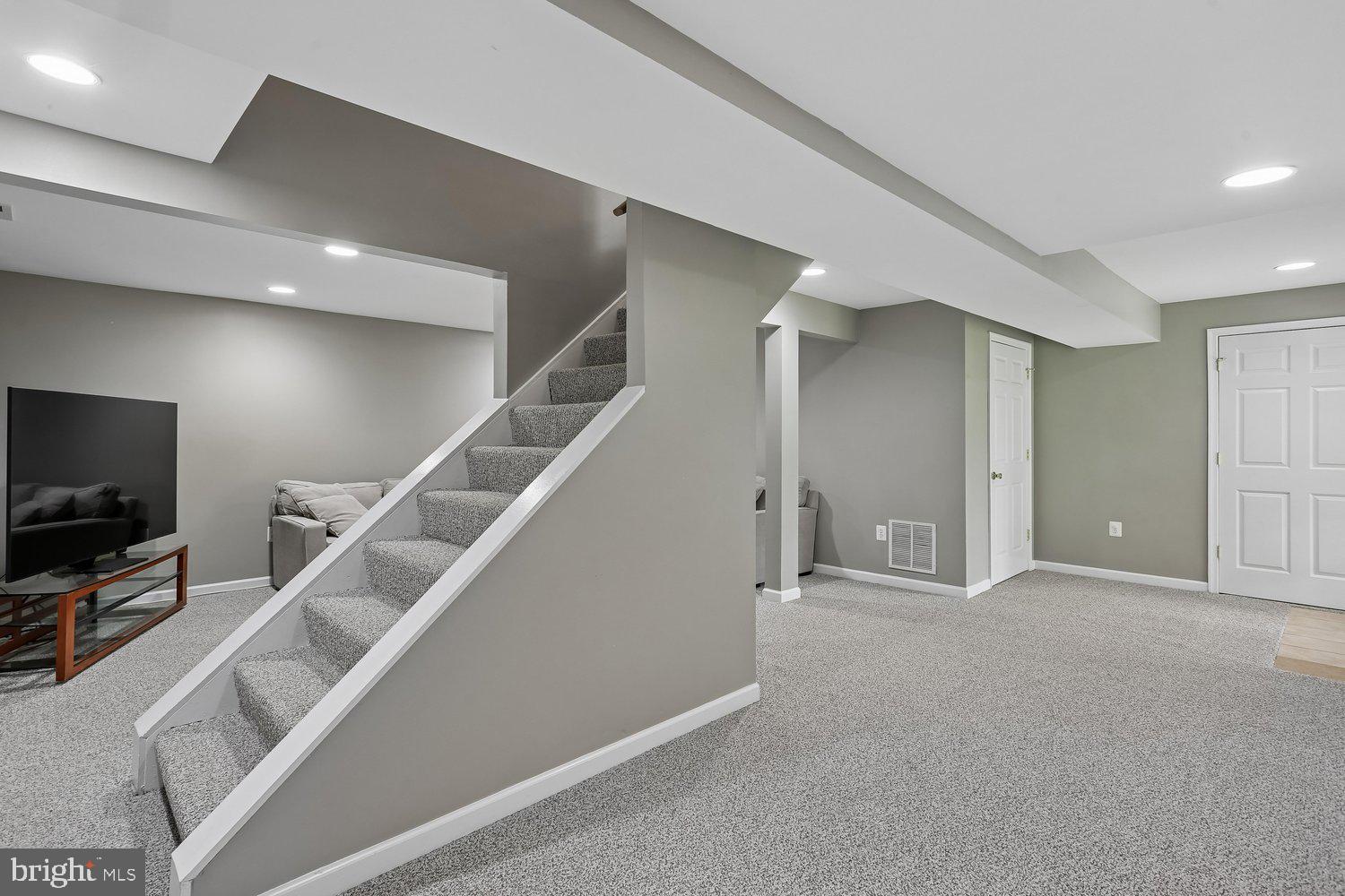 WESTLEIGH - Residential