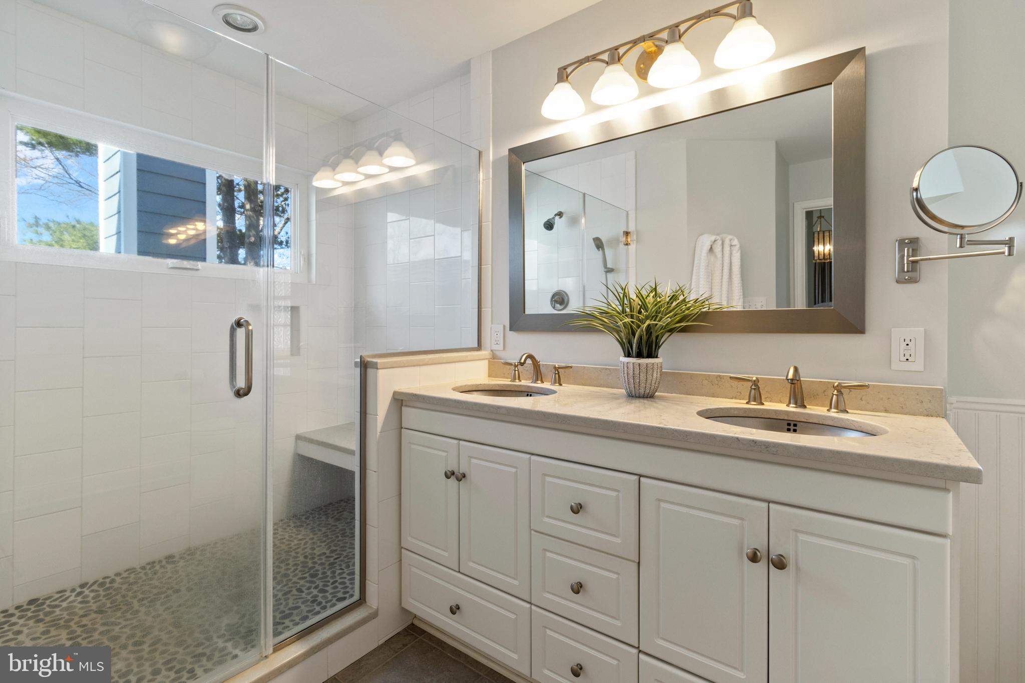 ARUNDEL ON THE BAY - Residential