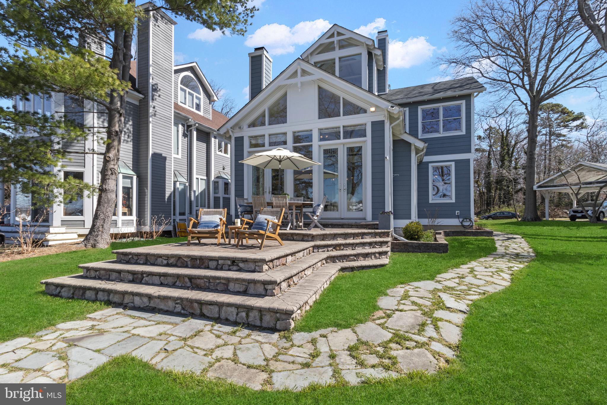 ARUNDEL ON THE BAY - Residential