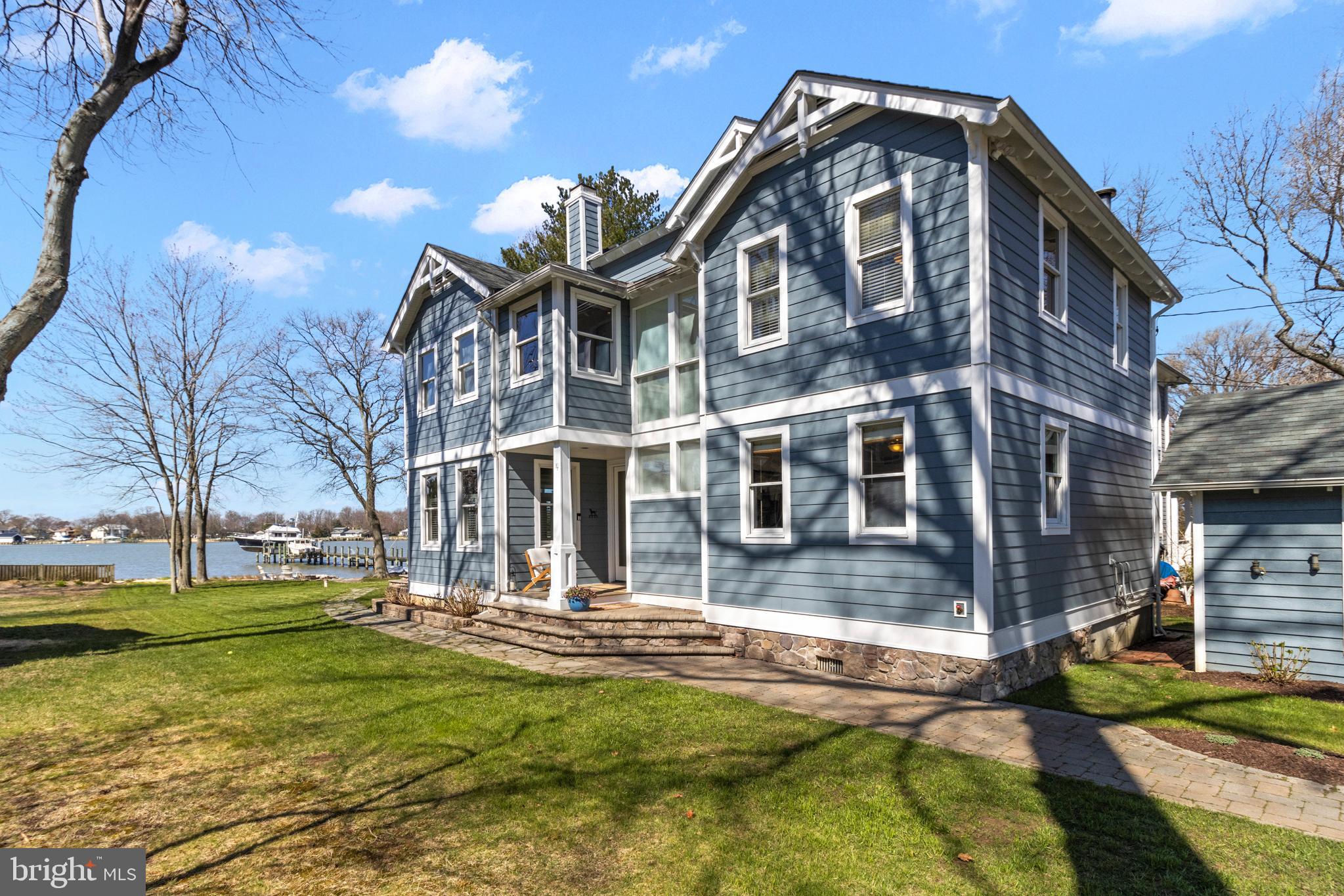 ARUNDEL ON THE BAY - Residential