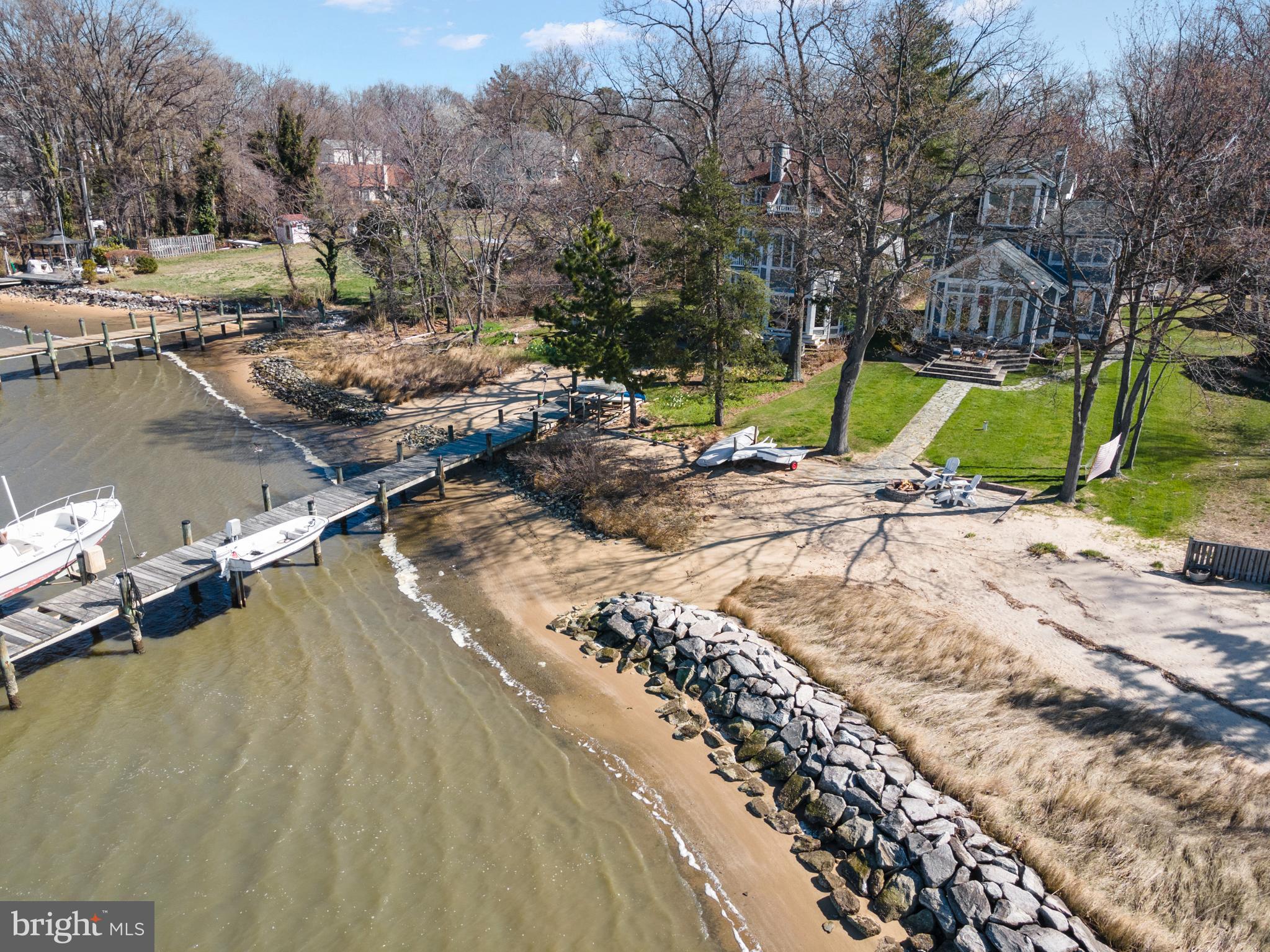 ARUNDEL ON THE BAY - Residential